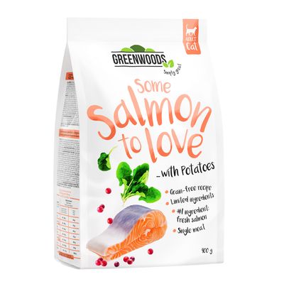 Salmone Greenwoods con patate, spinaci e mirtilli rossi