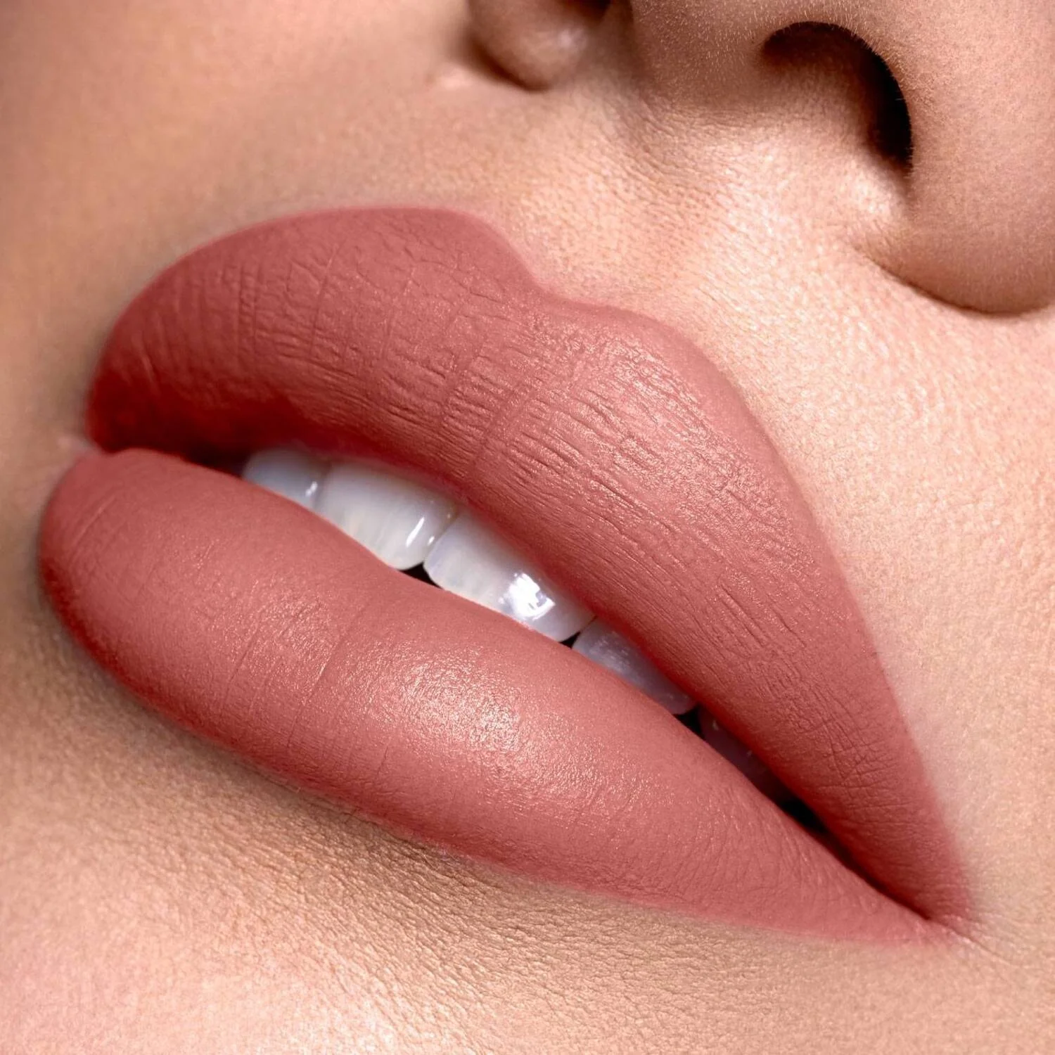 Labbra CLOUD THERAPY LIP MOUSSE - Rossetto mat