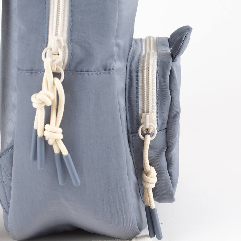  Sac à dos V. Things Mini en nylon rembourré avec bretelles rembourrées réglables et poignée supérieure