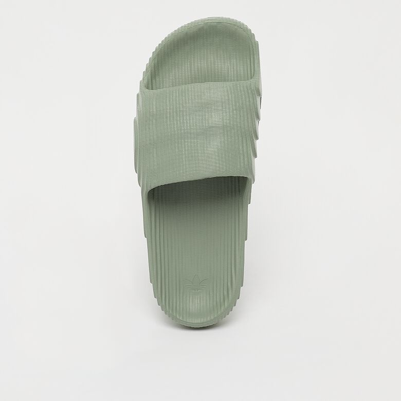 Chanclas adilette 22