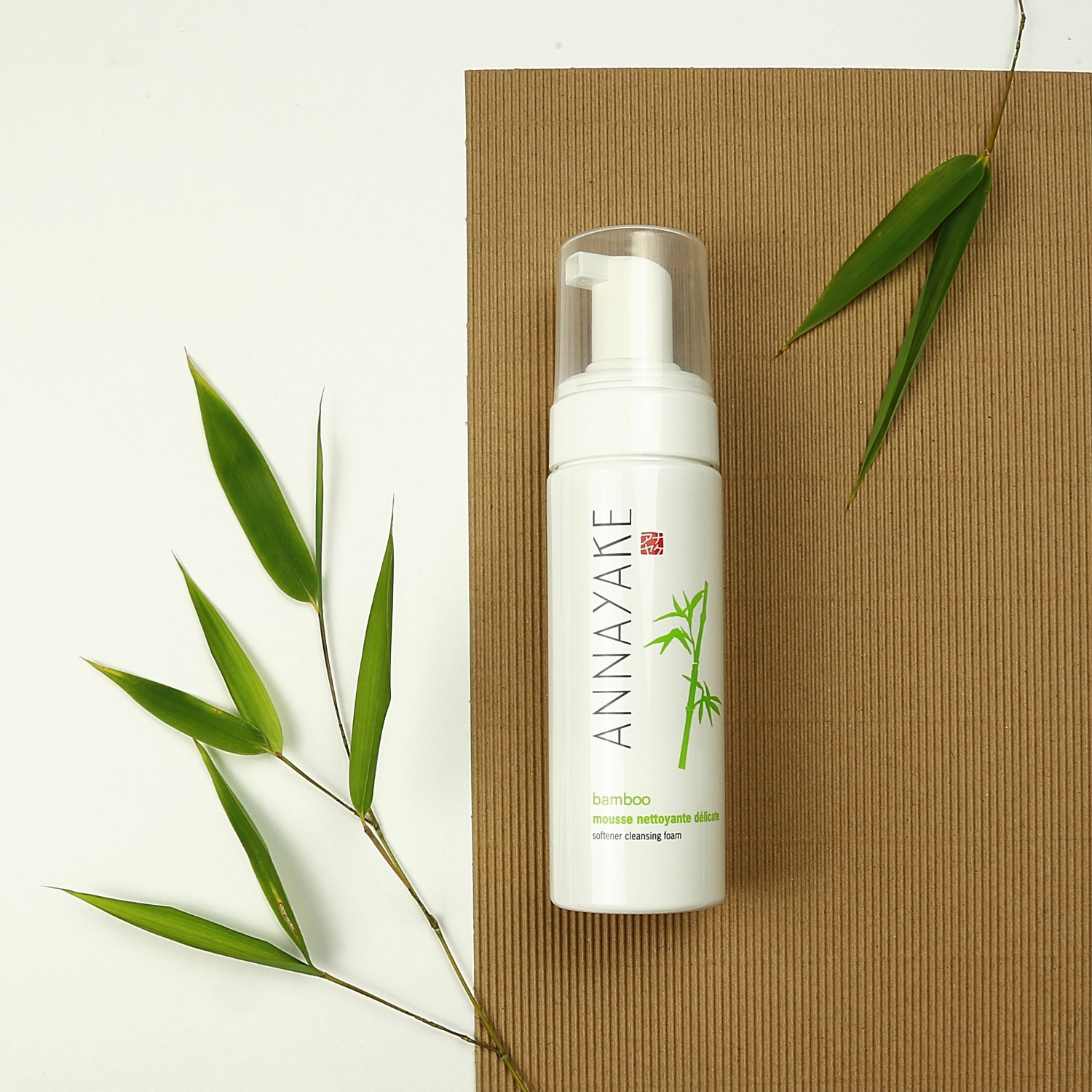 „Annayake“ valomasis pienelis su bambukais, minkštiklis, 150 ml