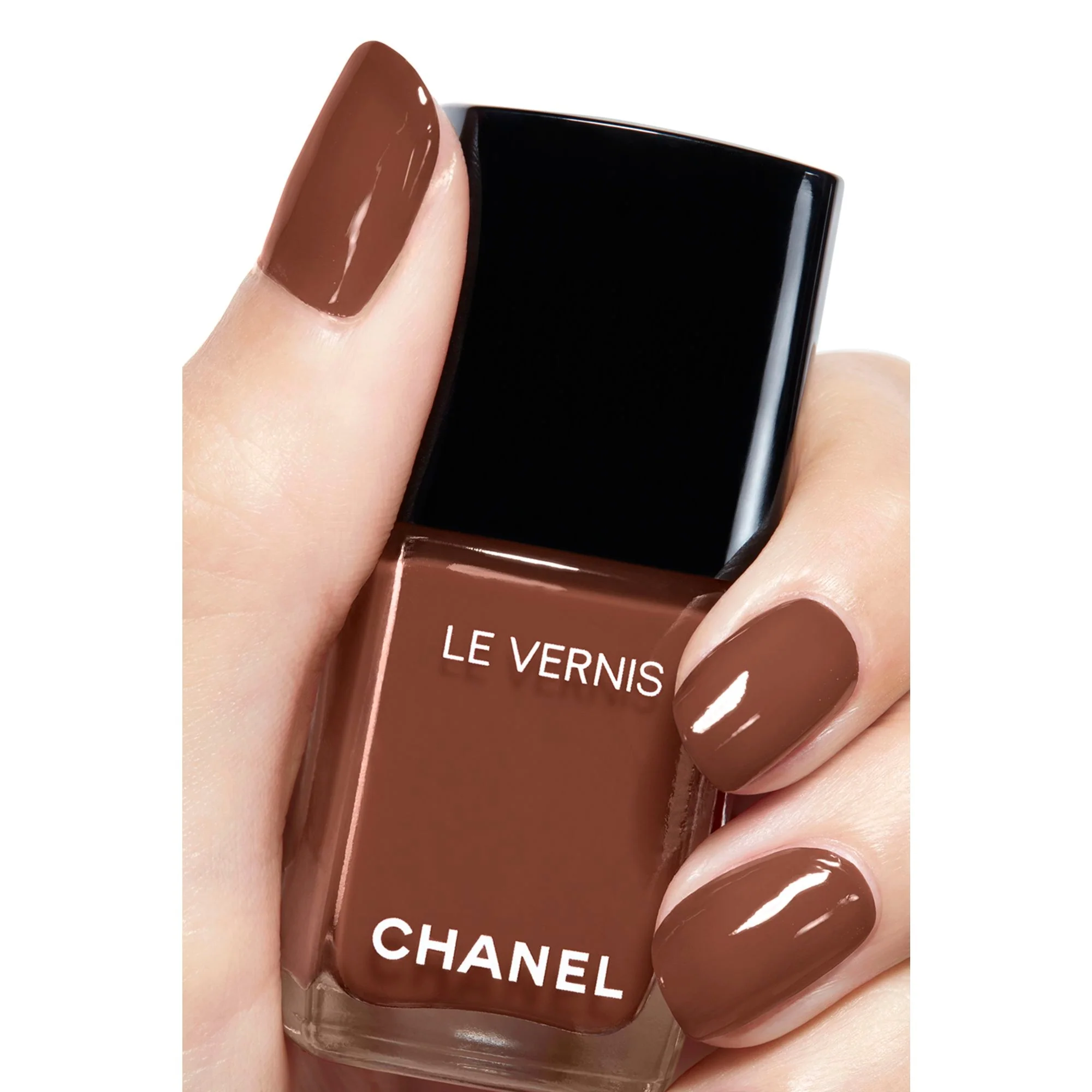 LE VERNIS - COLORE E BRILLANTEZZA LUNGA TENUTA
