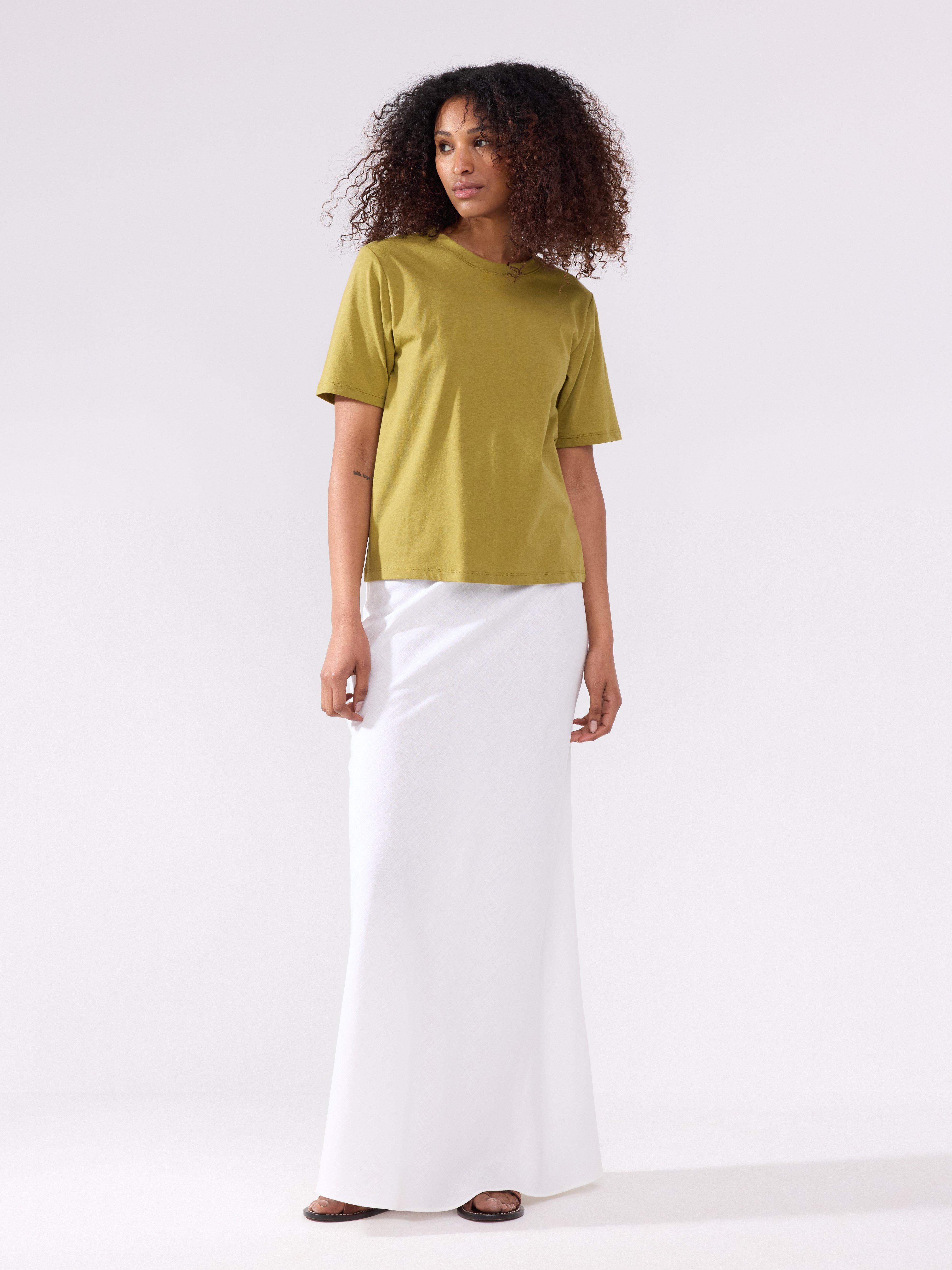 Camiseta Bas color verde polvoriento
