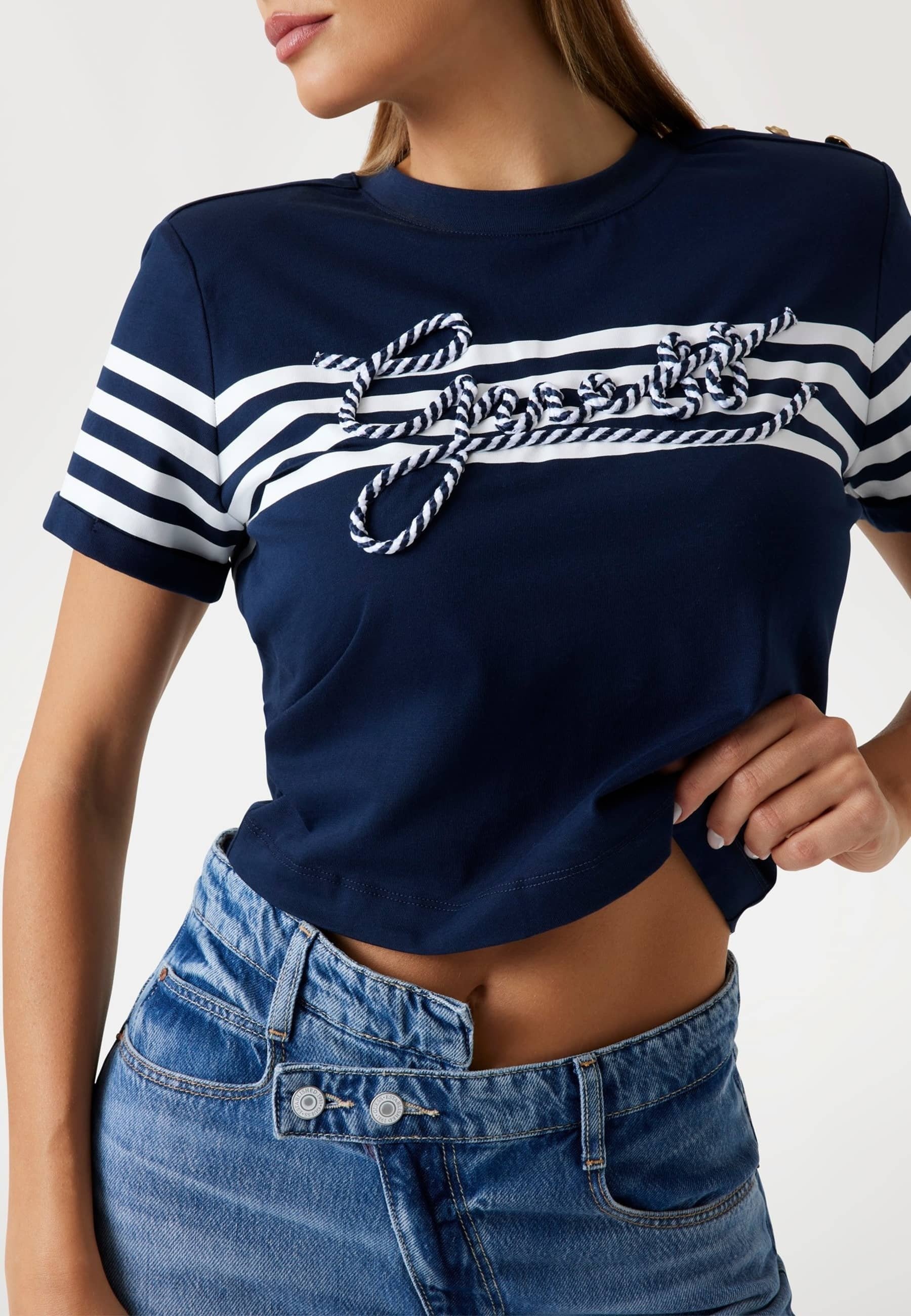 Guess GESTREIFTES LOGO - T-shirt met print - blauw