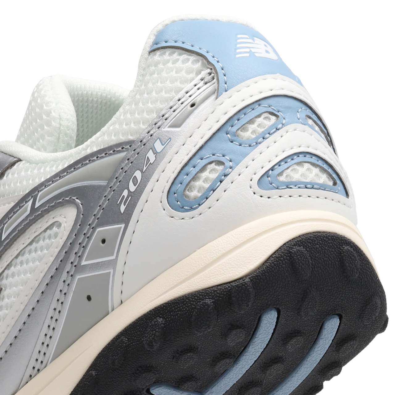 New Balance 204L