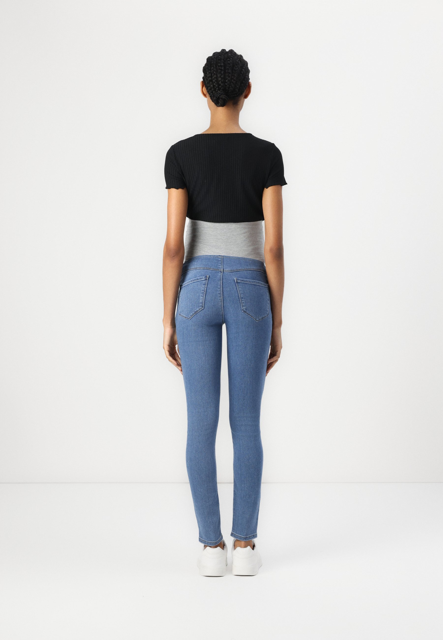 ONLY MATERNITY OLMRAIN LIFE - Skinny Fit jeans - medium blauw
