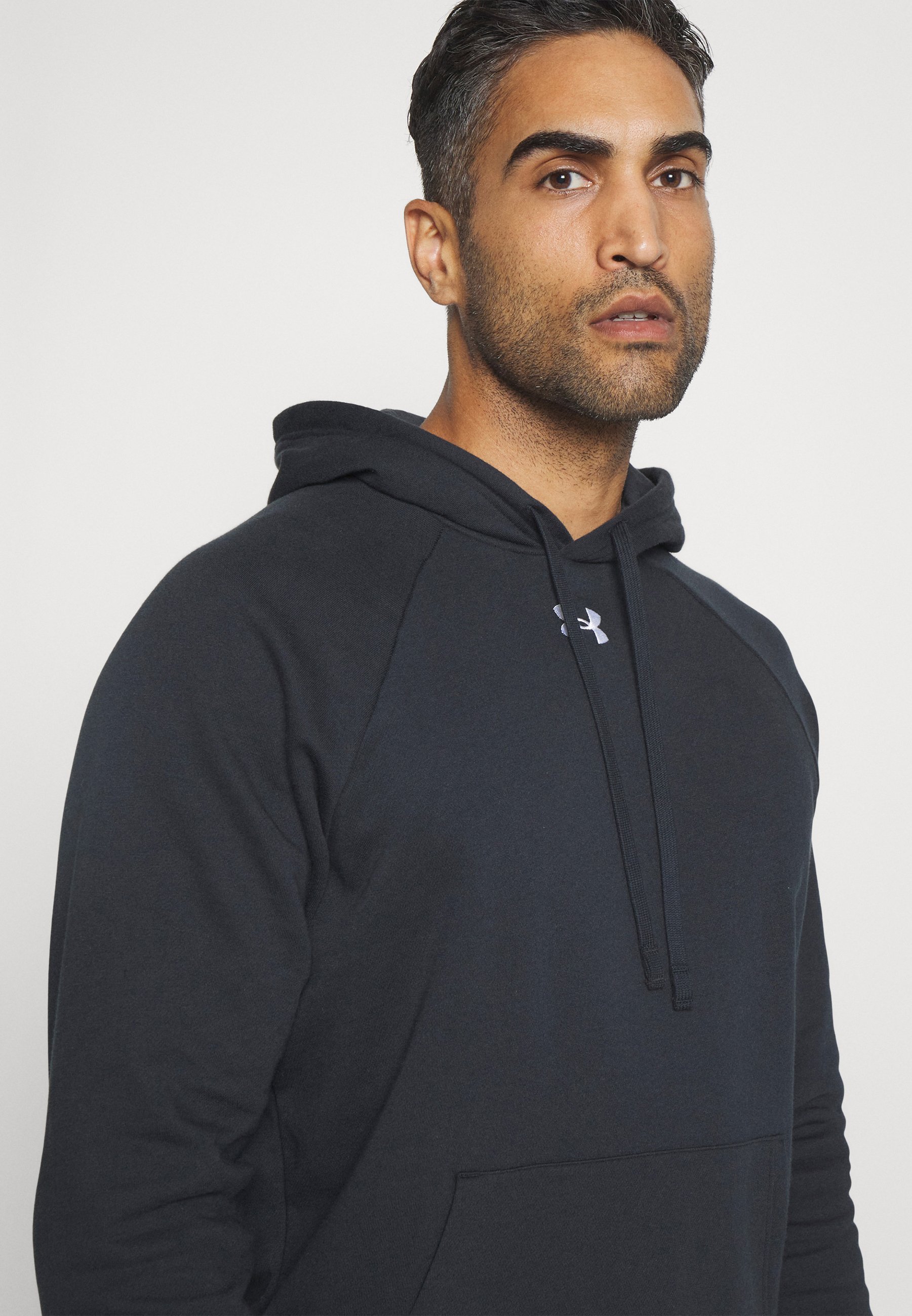 Under Armour RIVAL FLEECE - Bluza z kapturem - czarna