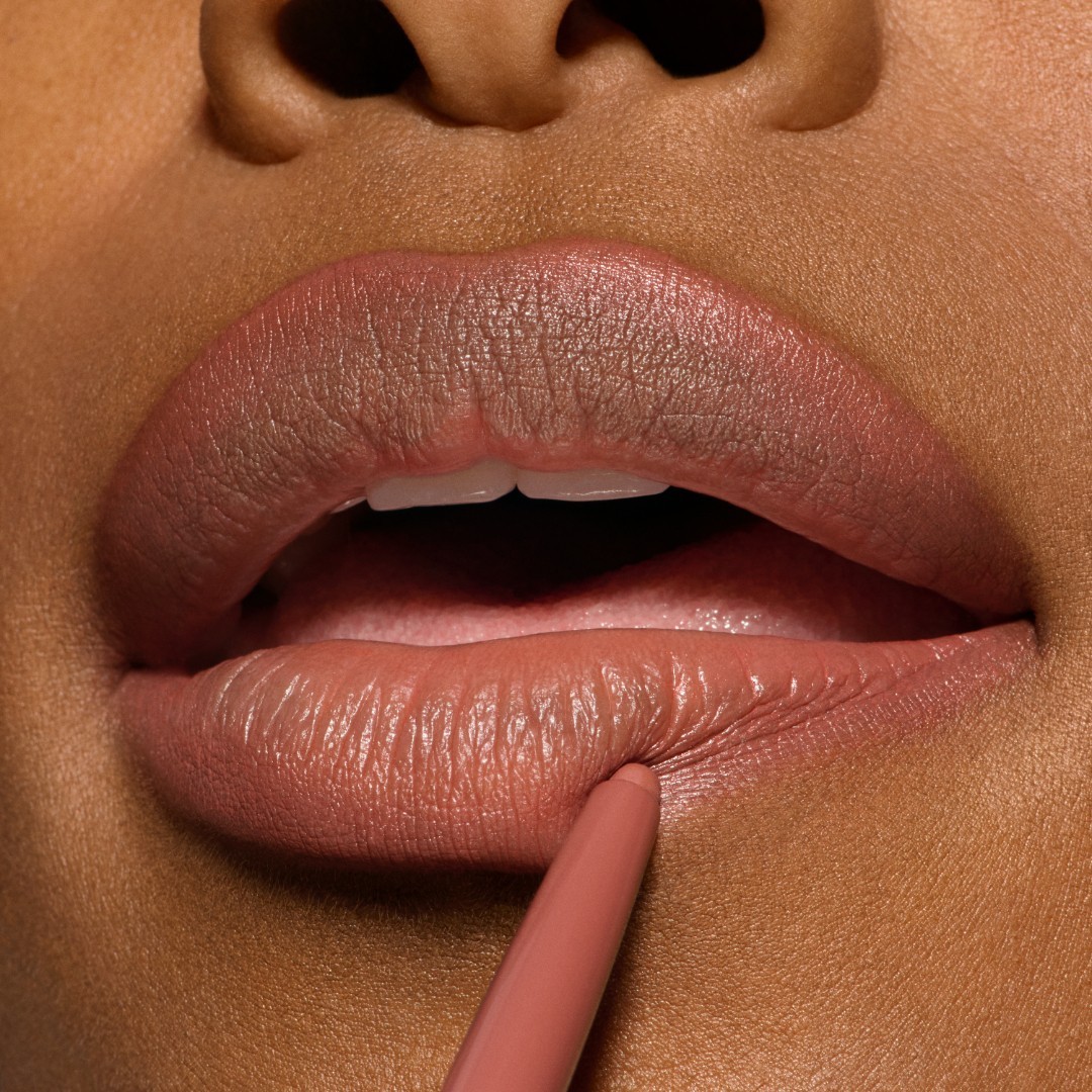 MAC Lipgloss lūpu spīduma acu zīmulis - 0,25 g