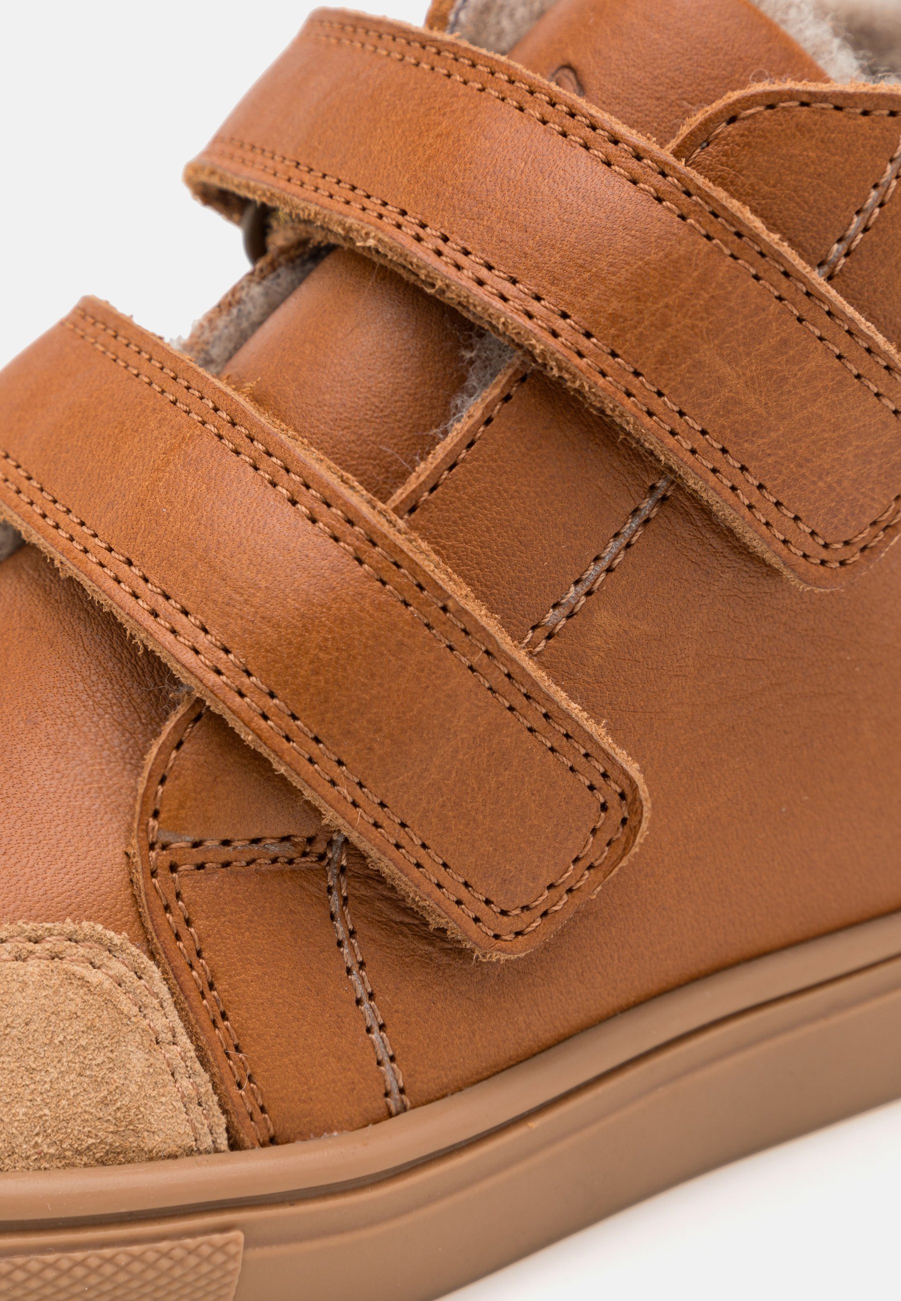 Petit Nord Copenhagen TOASTY UNISEX - Schuhe mit Klettverschluss - Cognac