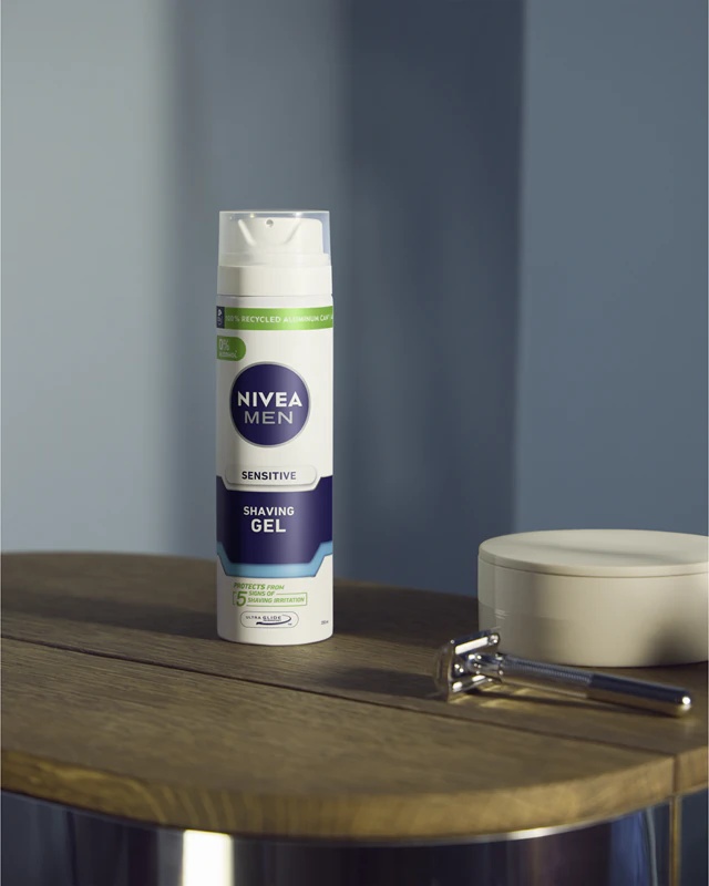 NIVEA MEN gel za britje Sensitive