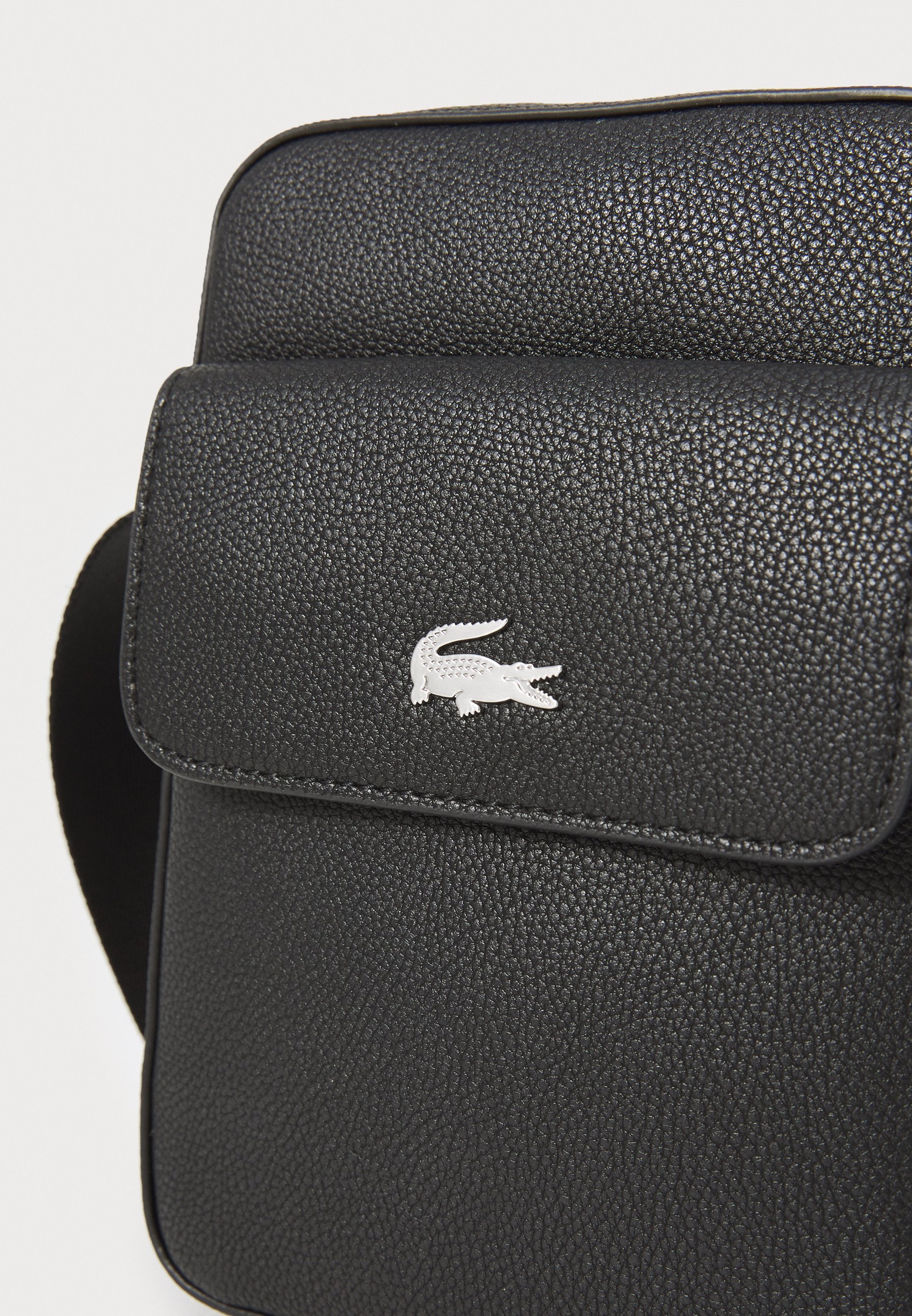 Lacoste CROSSOVER TAS - Crossbodytas - zwart