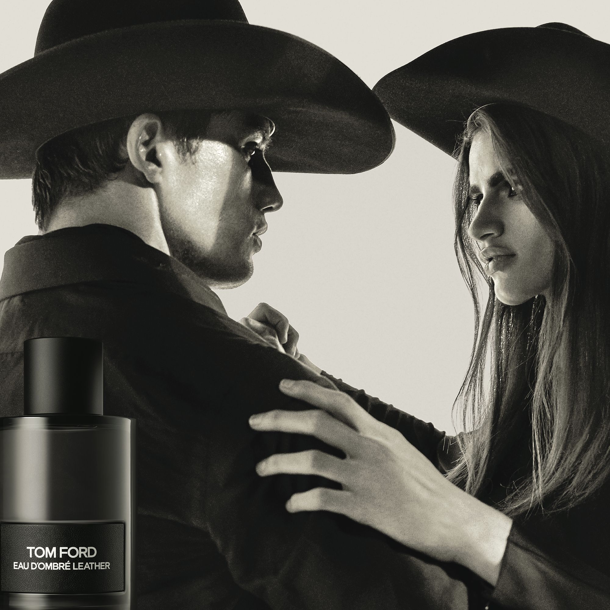 Eau D'Ombre Leather Eau de Toilette Moški parfum