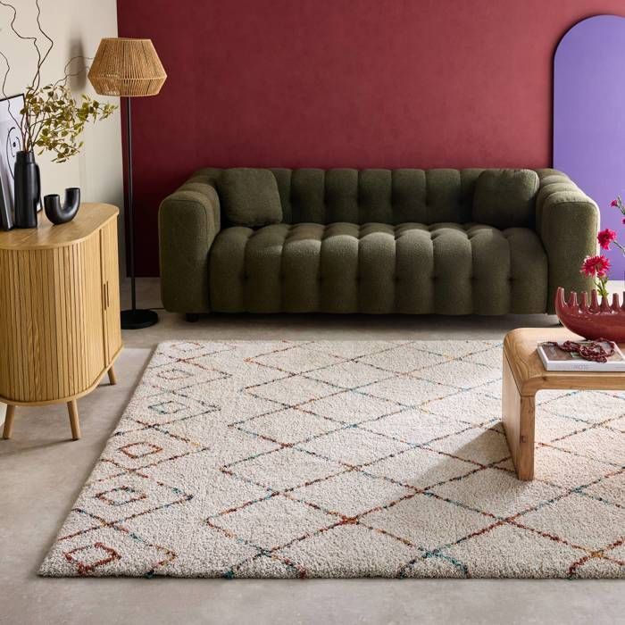 Hochfloriger, zotteliger Teppich für den Innenbereich, 200 x 290 cm, langer Flor. Berberstil. Cremefarben und mehrfarbig.
