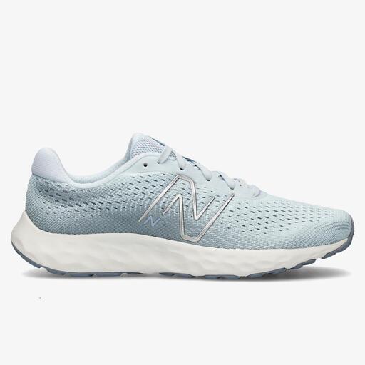  New Balance 520