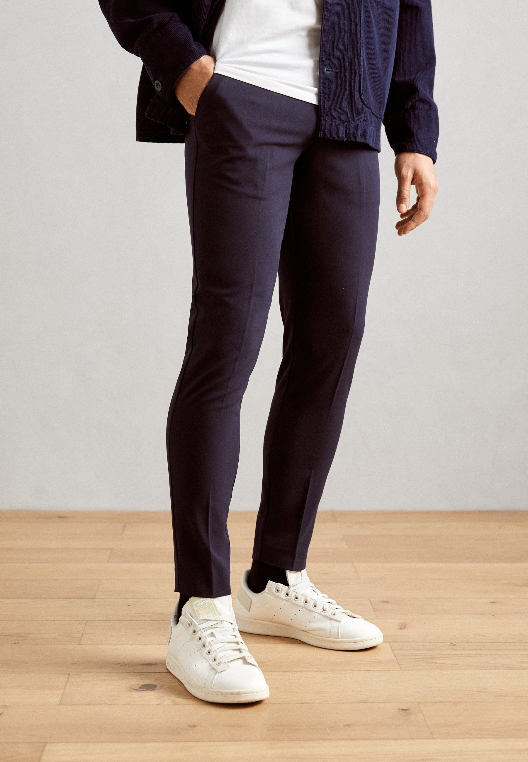 Lindbergh Chinos - ciemnoniebieskie