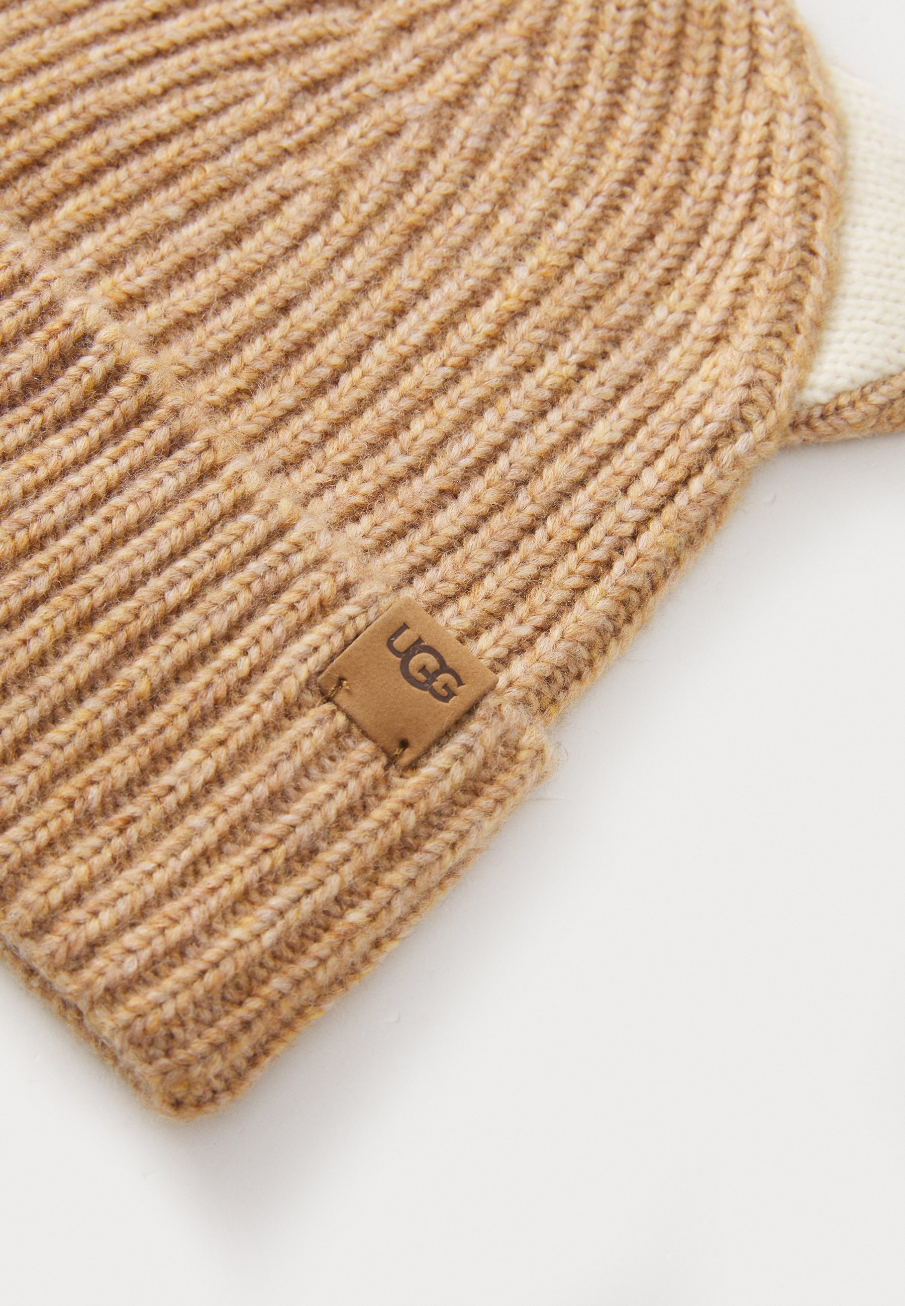 UGG CHUNKY CAT BEANIE UNISEX - Mütze - Kamel