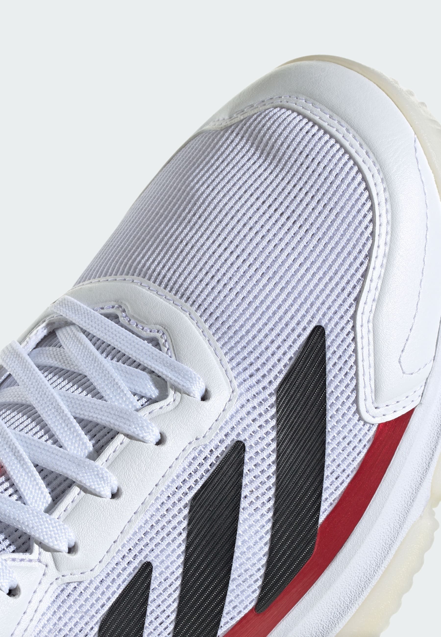 adidas Performance COURTQUICK PADEL - Chaussures de padel - blanc nuage, noir, rouge vif