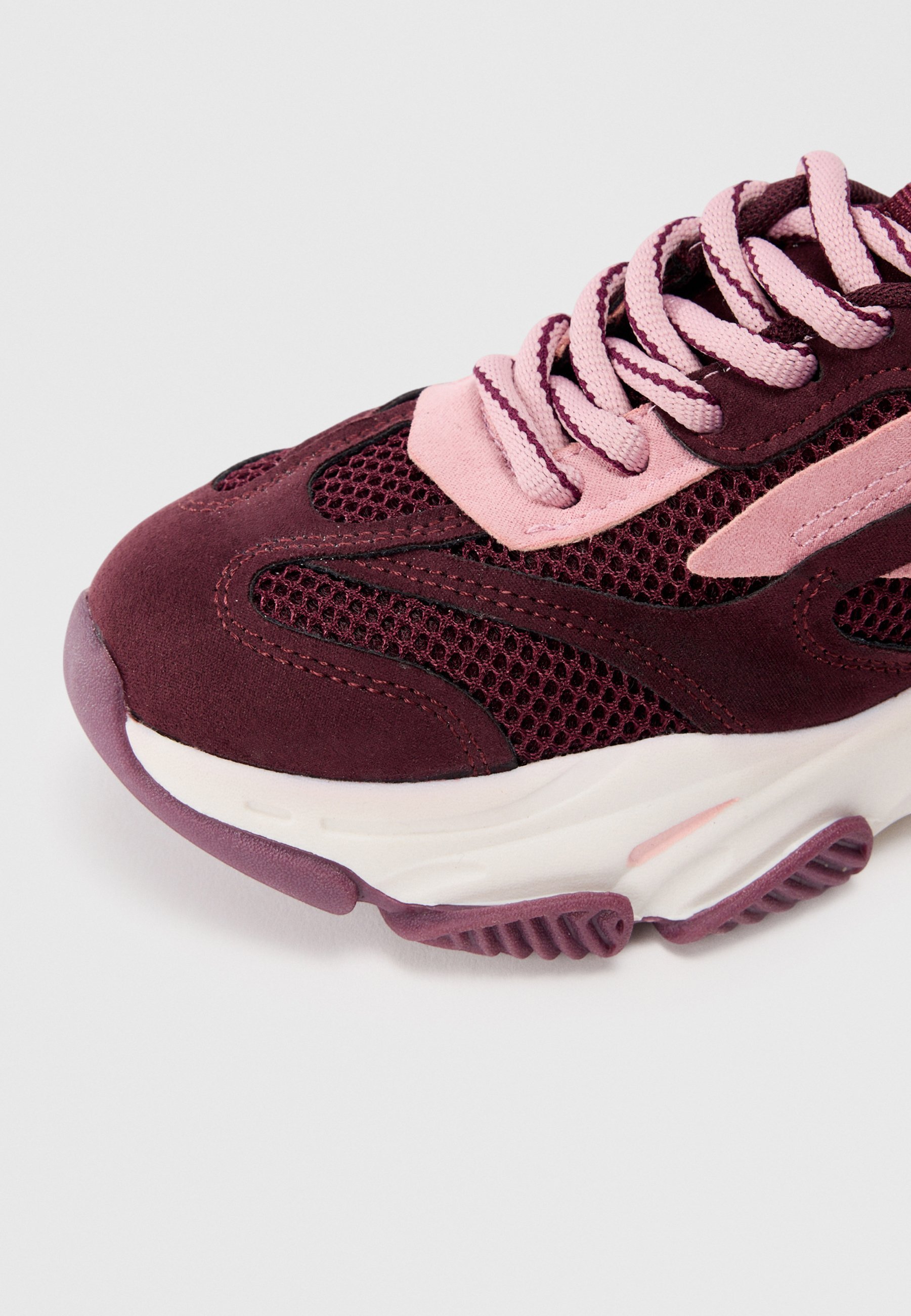 Steve Madden JPOSSESSION - Edzőcipő - sötét cseresznye