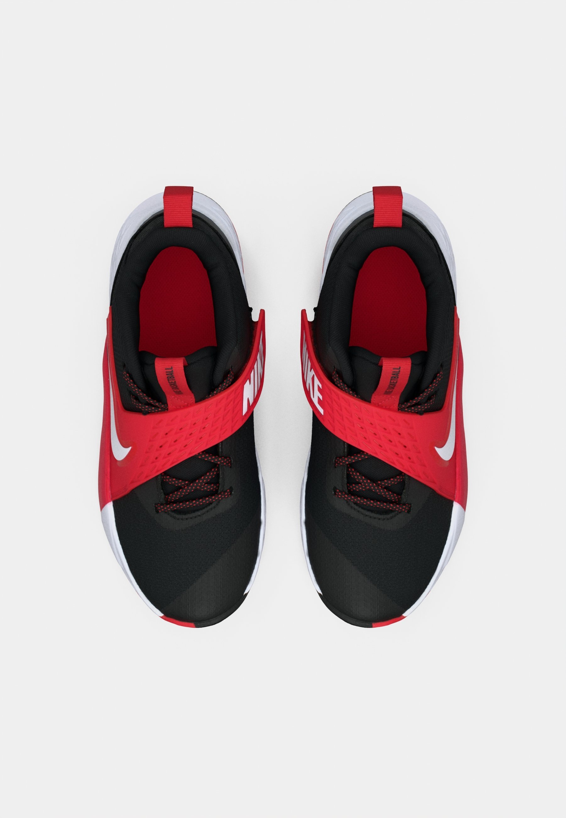 Tênis de basquete Nike Performance Team Hustle Unissex - preto/branco/vermelho universitário