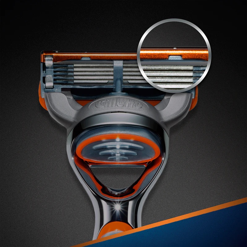 Gillette Fusion5 Sensitive сет за бријање