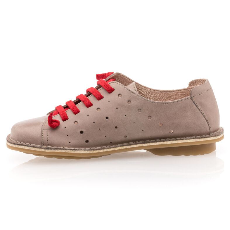 Zapatos de mujer marrones con cordones / Zapatos Derby
