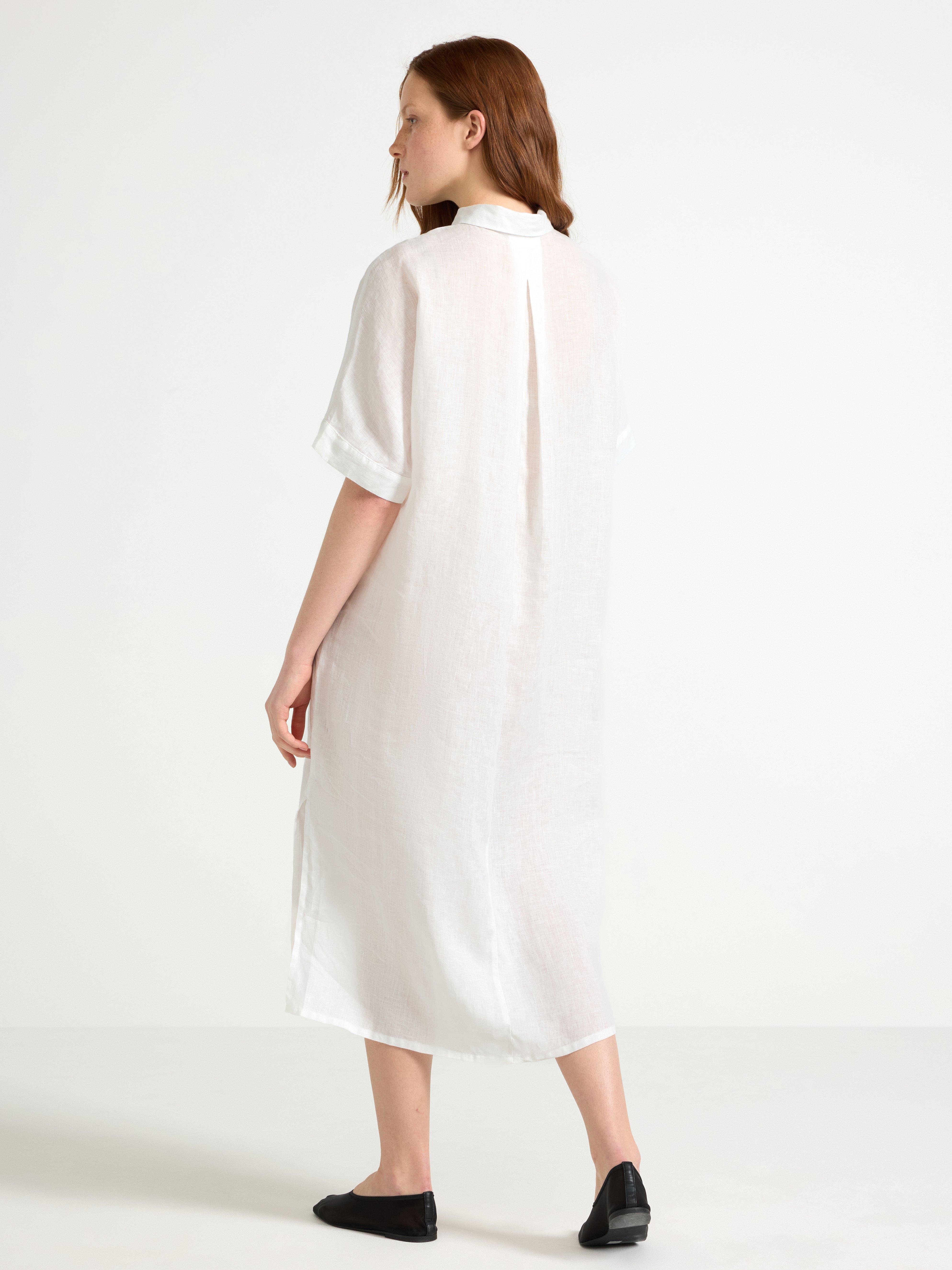 Vestido camisa de linho branco