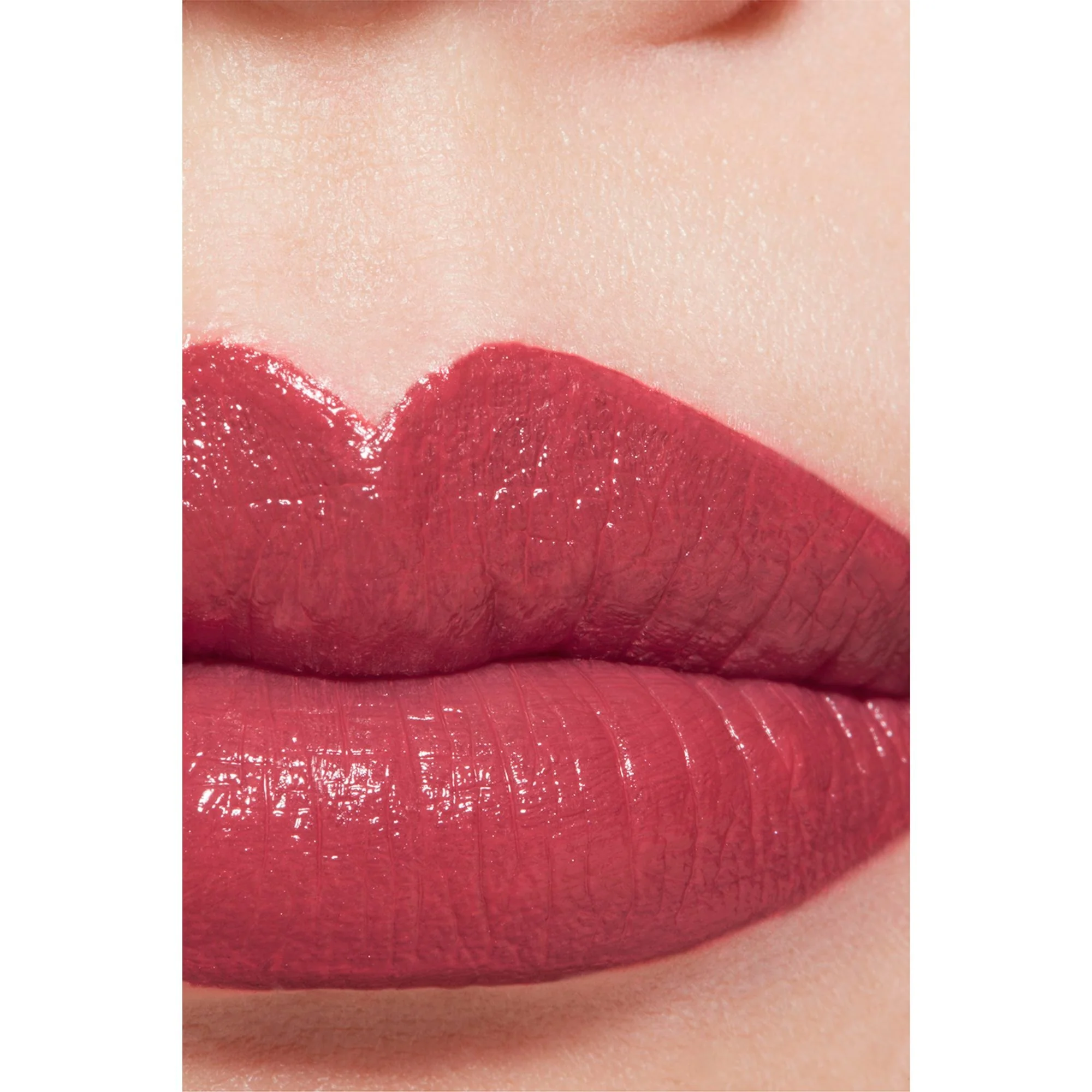 ROUGE ALLURE L'EXTRAIT - IL ROSSETTO AD ALTA INTENSITÀ - ESTRATTO DI LUCE E TRATTAMENTO - RICARICABILE