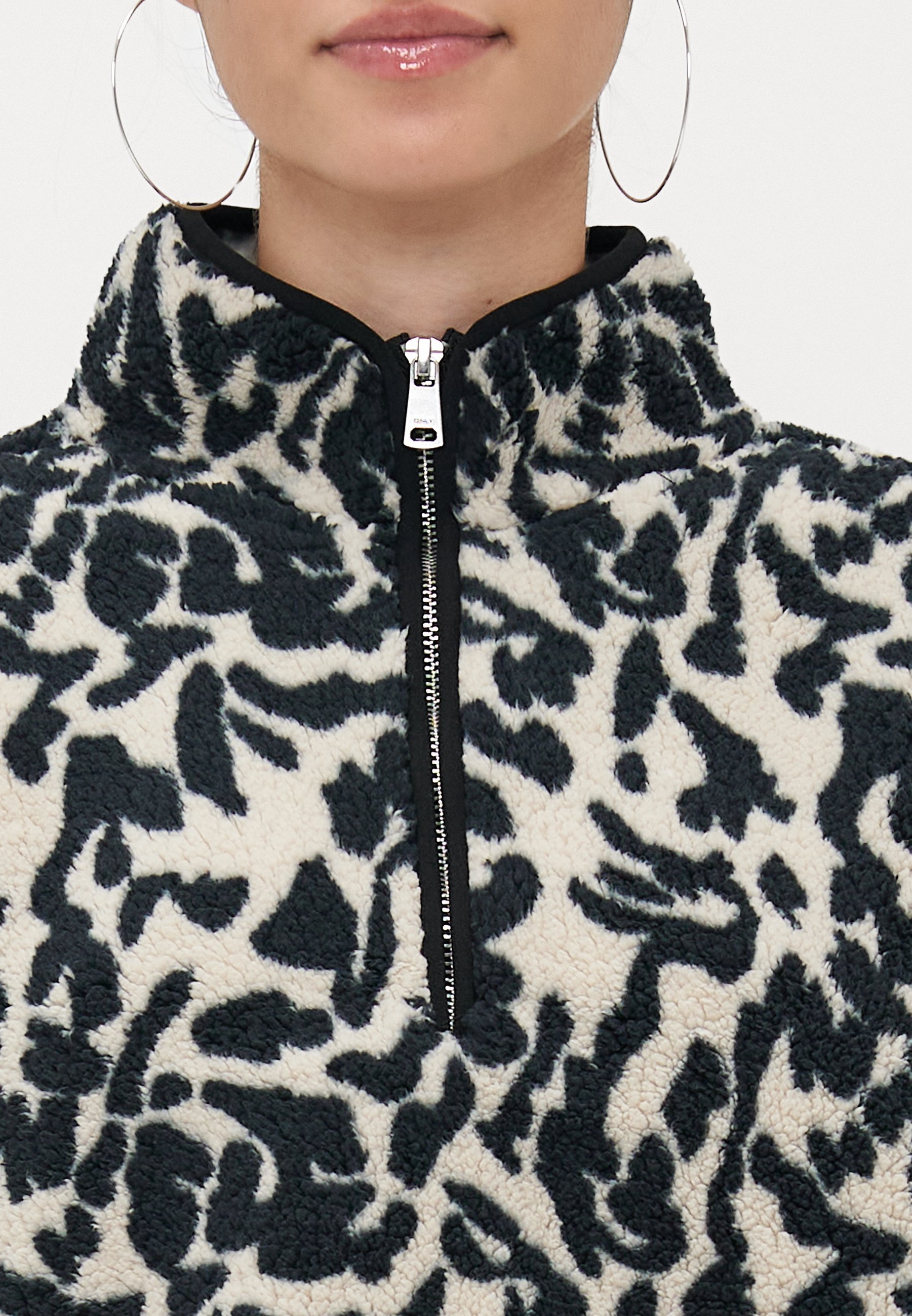 SOMENTE TAMANHO PETE NOVO DALLAS GOLA ALTA COM ZÍPER - Blusa de lã polar - preta