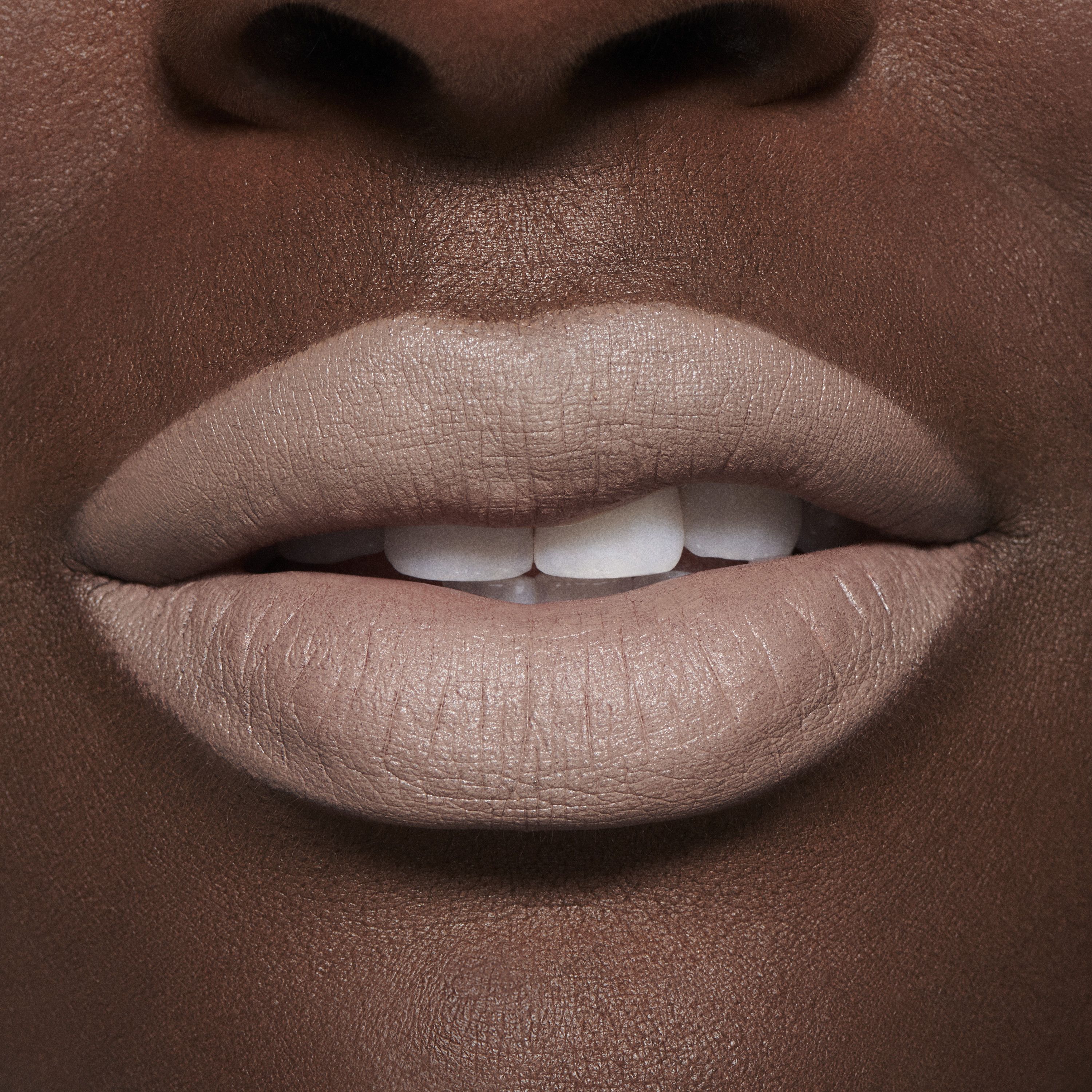 Macximal Silky Nude lūpu krāsa Luksusa lūpu krāsas