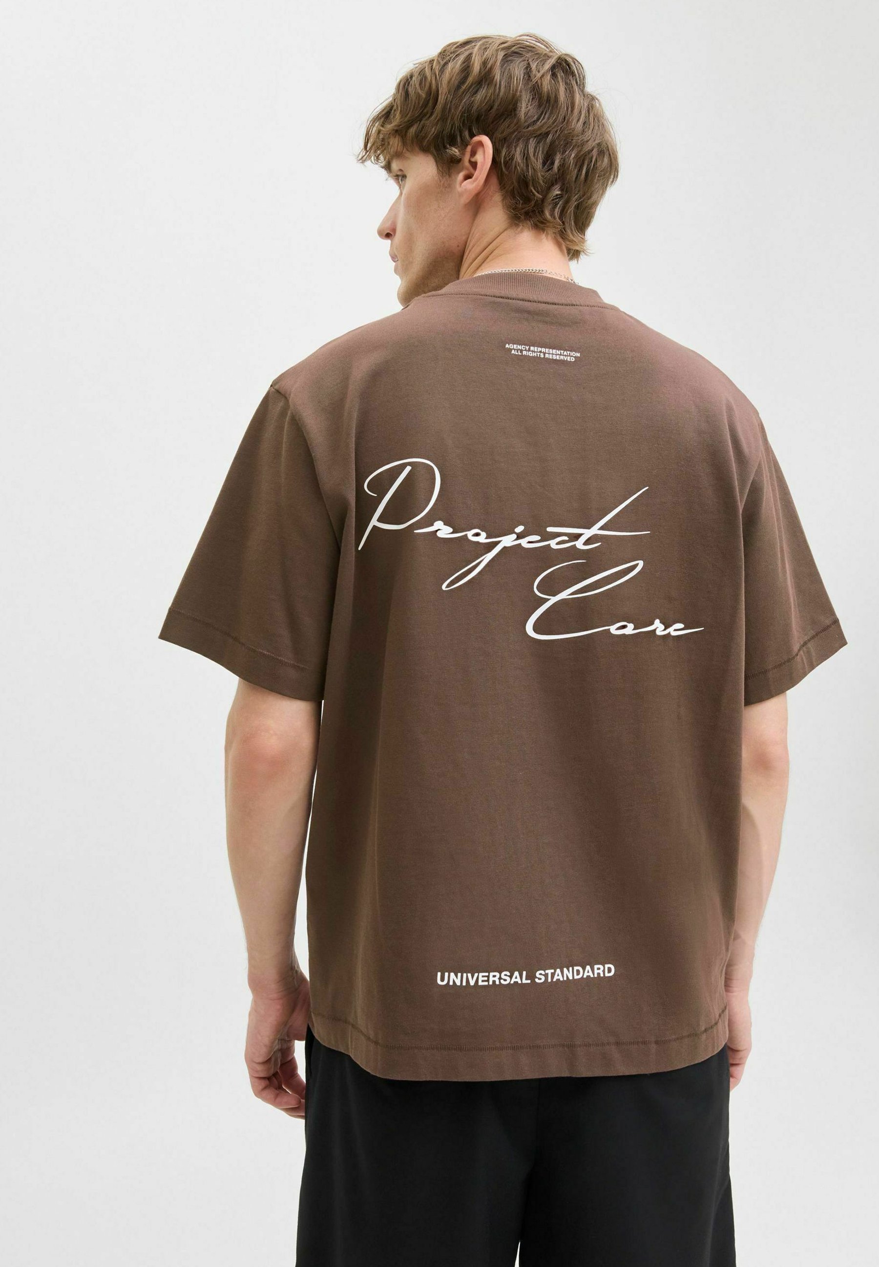Jack & Jones T-shirt met print - zeehondenbruin