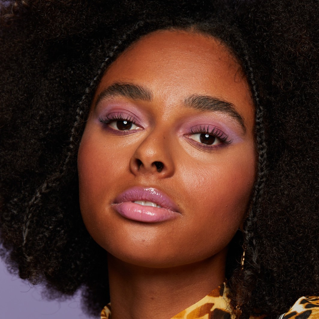 NYX Professional Makeup korektor Pride Makeup Bare With Me serum za korektor - 9,6 ml
