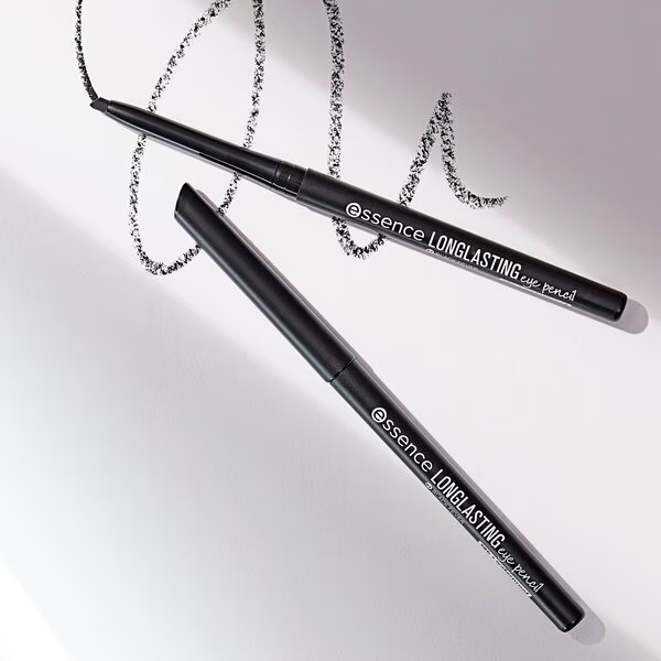 Dolgoobstojno svinčnik za oči Essence 01 Black Fever