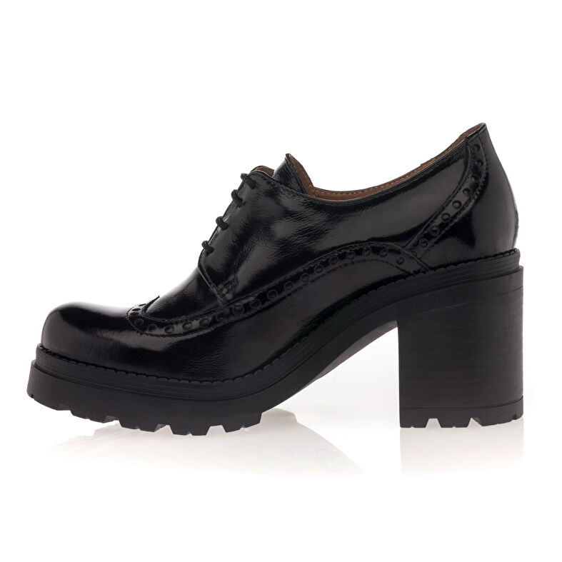 Zapatos de mujer negros con cordones / Zapatos Derby