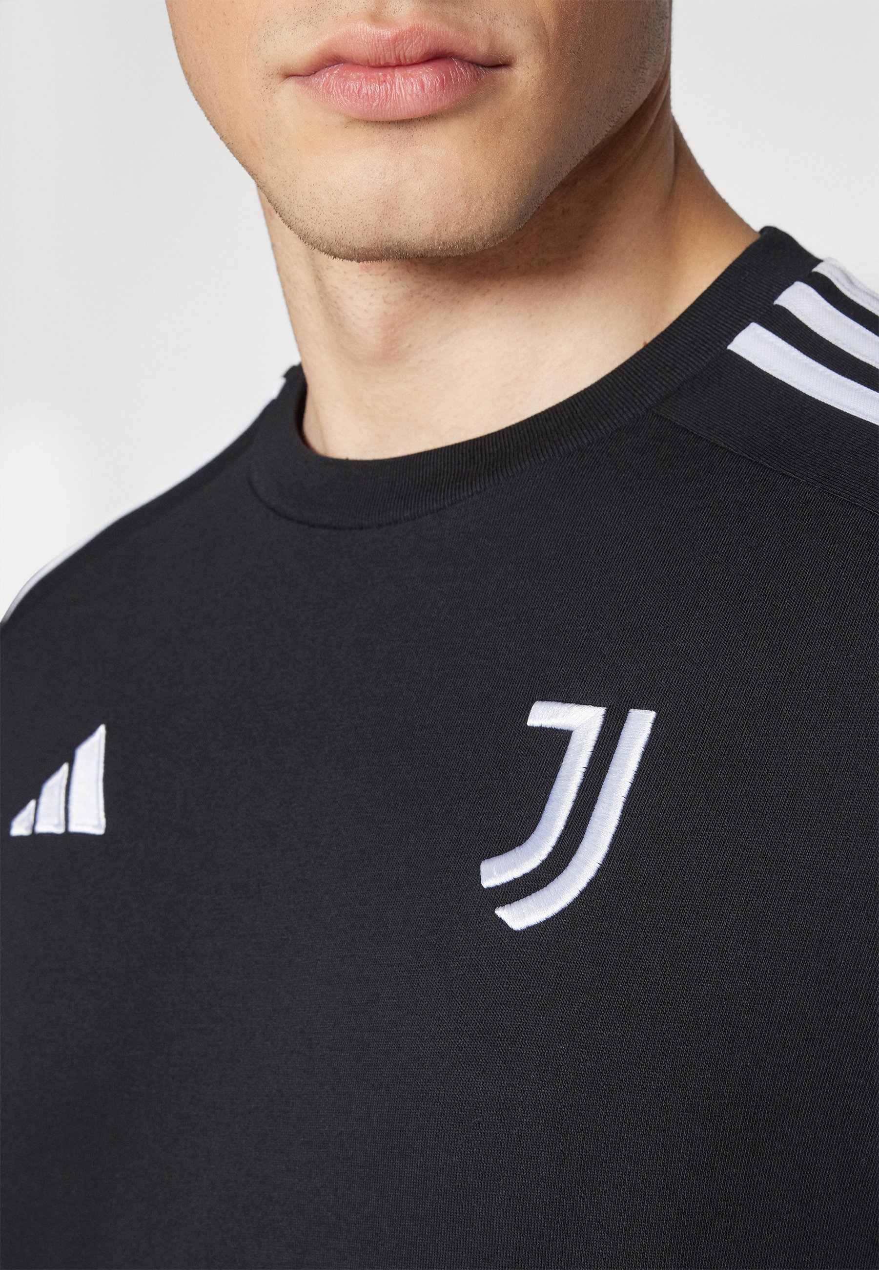 adidas Performance JUVENTUS DNA T-Shirt – Vereinskleidung – Schwarz