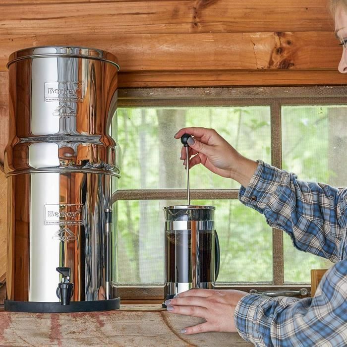 Travel Berkey 5.6 Litres - Filtre  eau Aliment par gravit avec 2 lments de purification Black Berkey