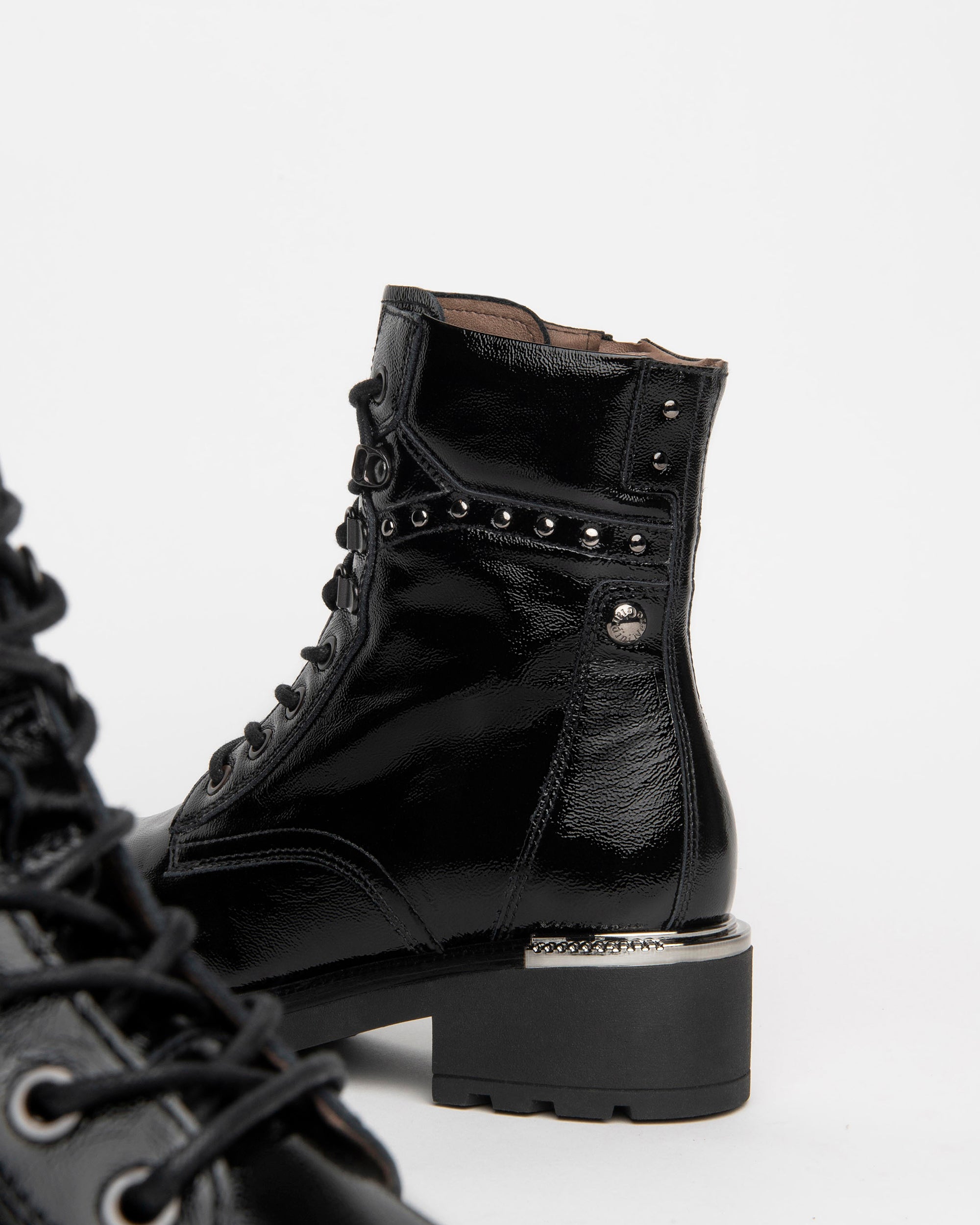  Amphibiens en cuir verni pour femmes