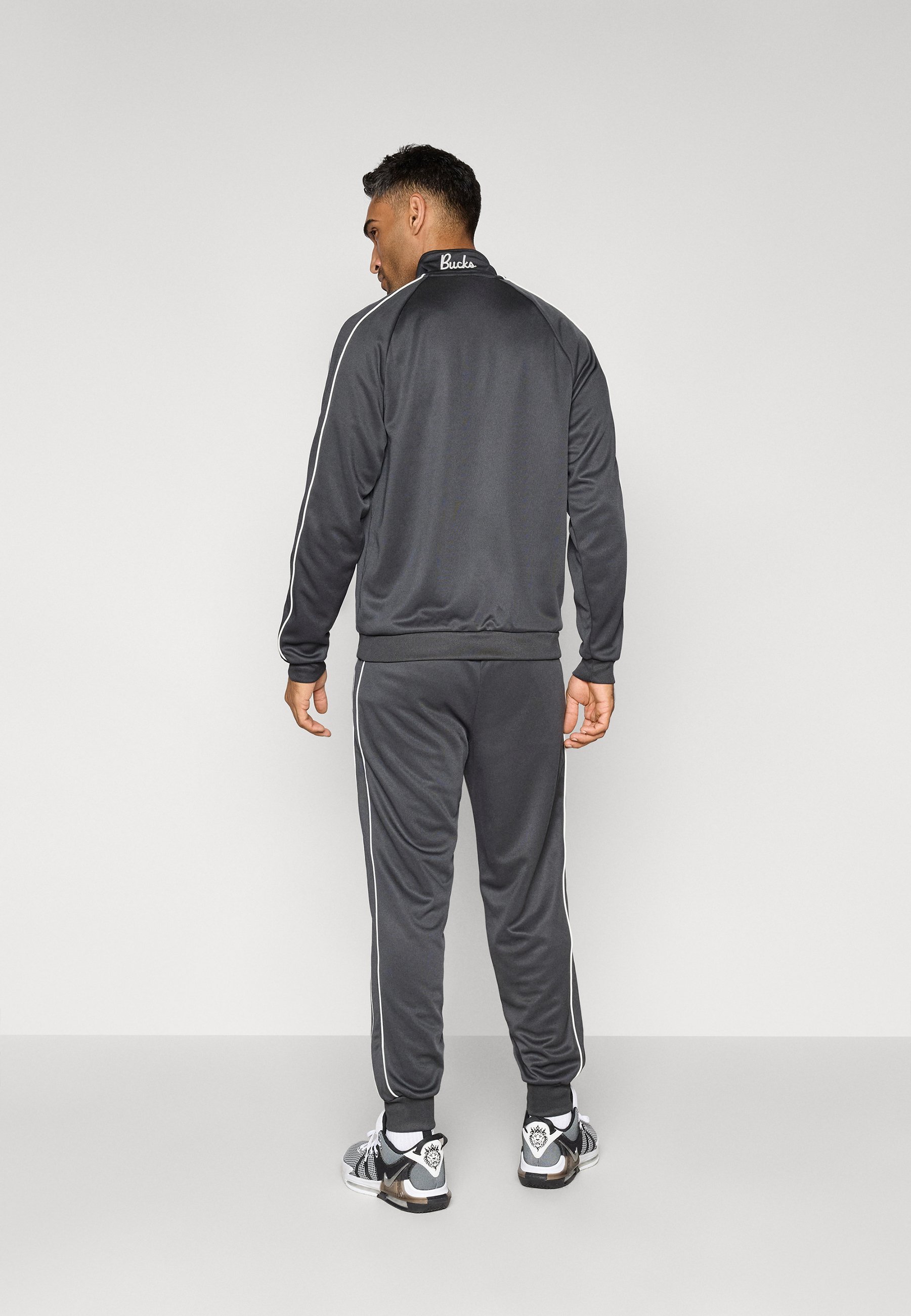 Ensemble Nike Performance Milwaukee Bucks Club - Tenue de club - anthracite/voile