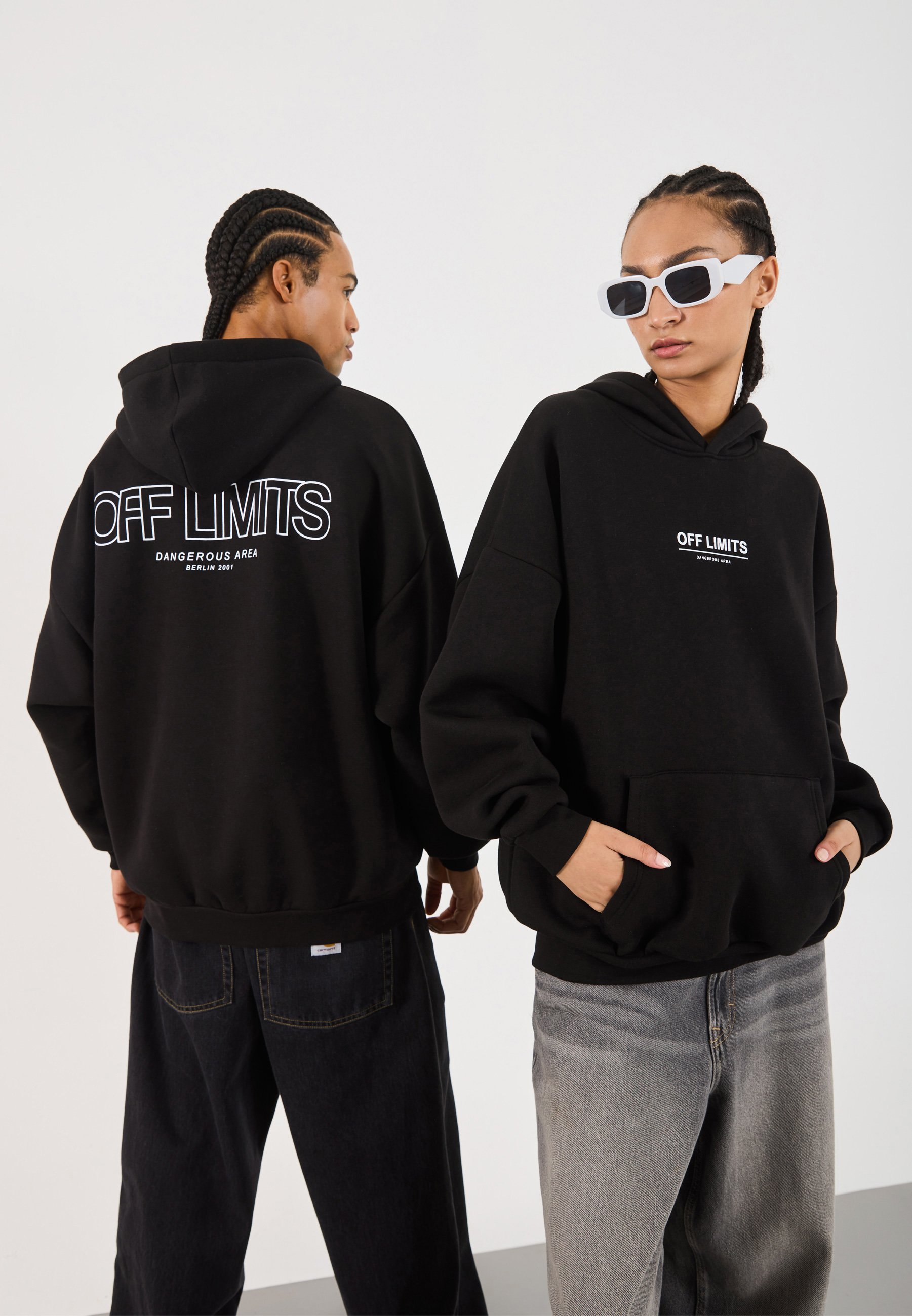YOURTURN UNISEX - Hoodie - zwart