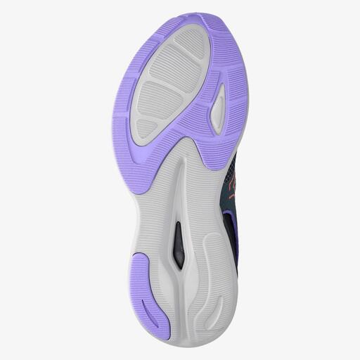 Mizuno Wave Revolt 3
