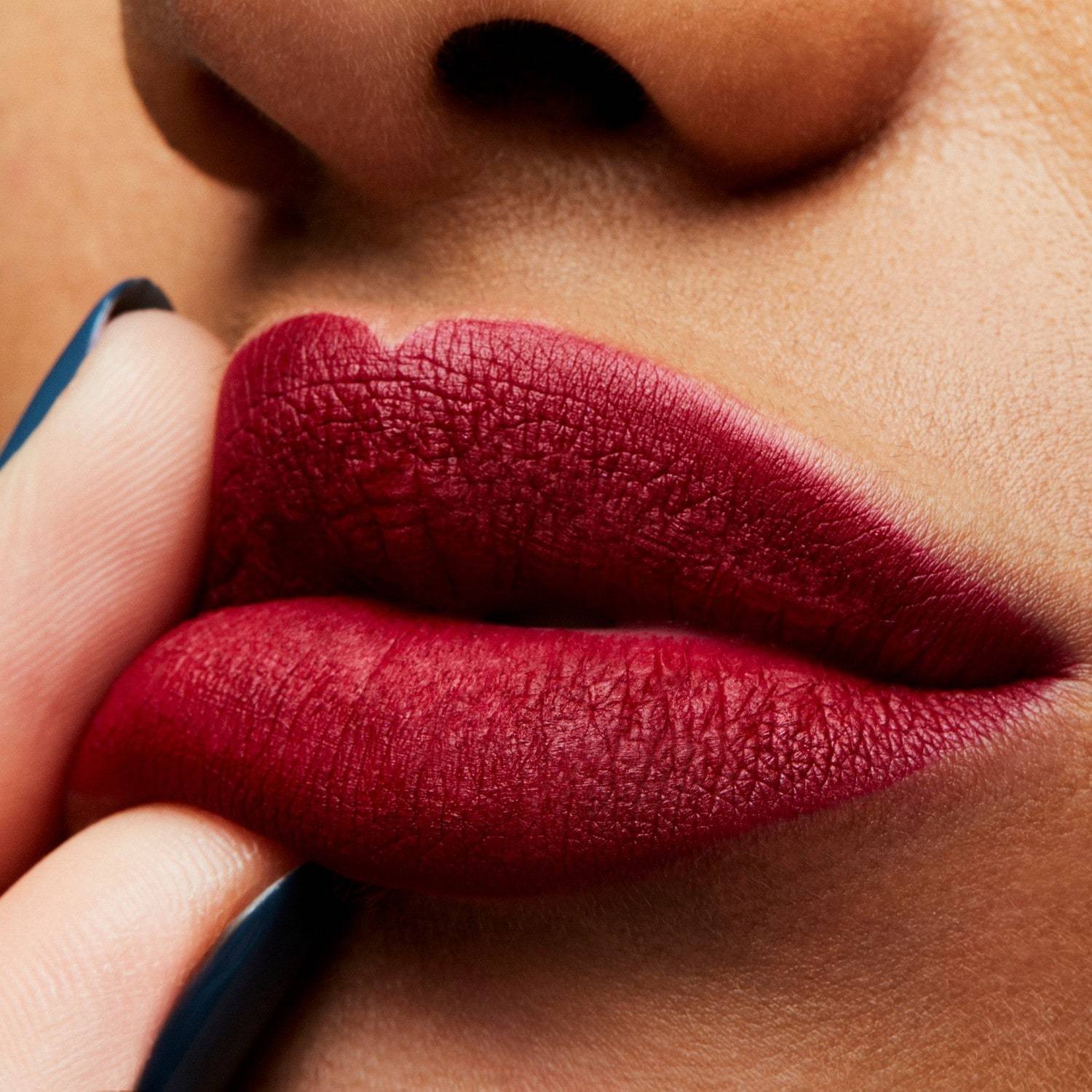 MAC Lippenstift Iepazīstieties ar savu matēto Retro matēto šķidro lūpu krāsu - 5 ml