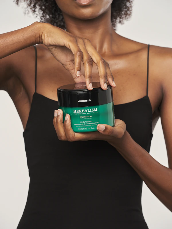 La'dor Herbalism kruidenmasker voor zwak haar dat snel uitvalt.