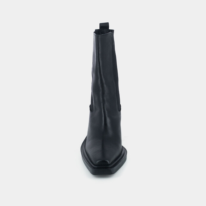 Bottines à talons et bouts carrés  en cuir noir