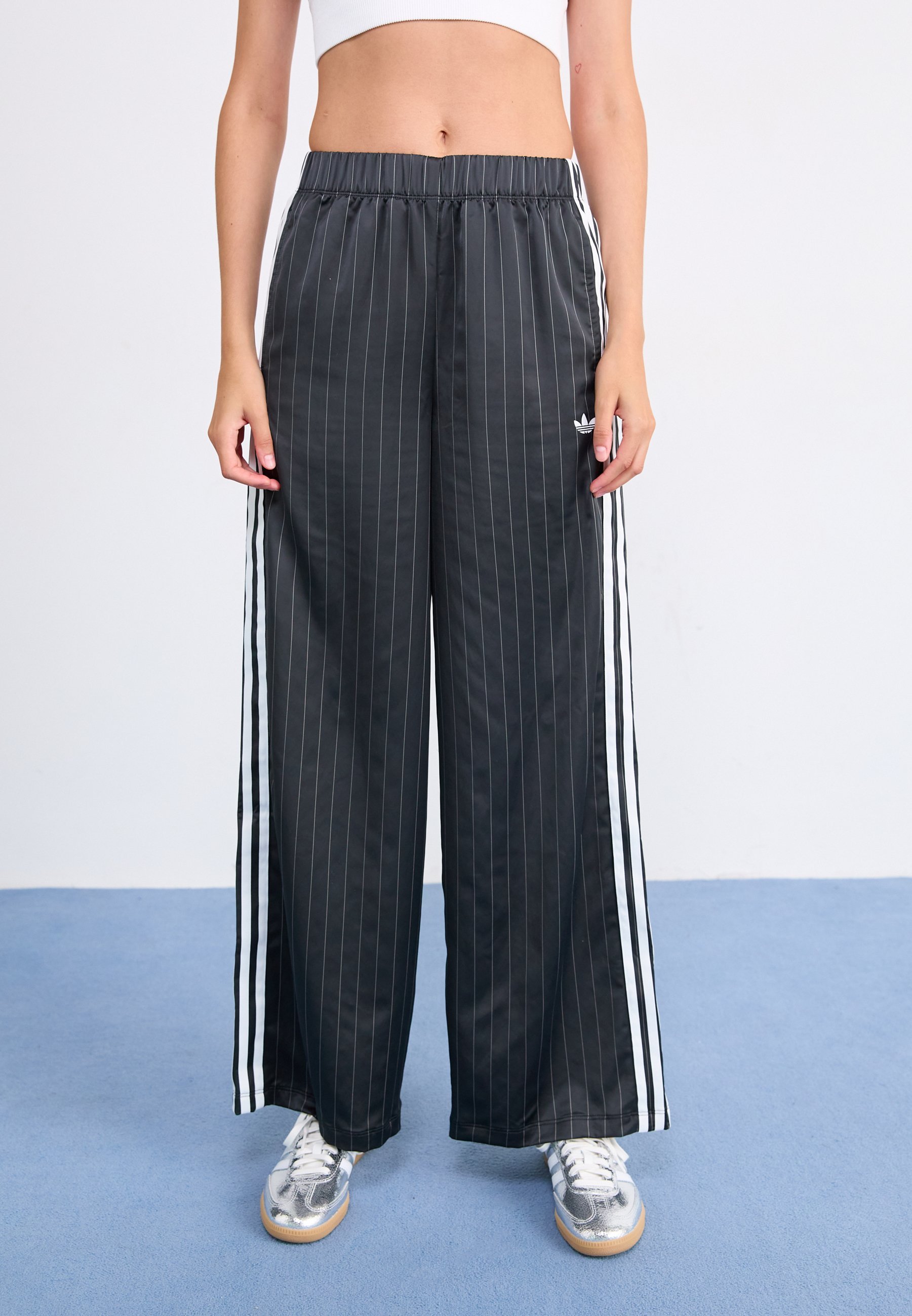 Spodnie dresowe adidas Originals
