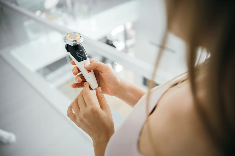 Beautifly B-Glossy Pro Smart Cleansing Brush