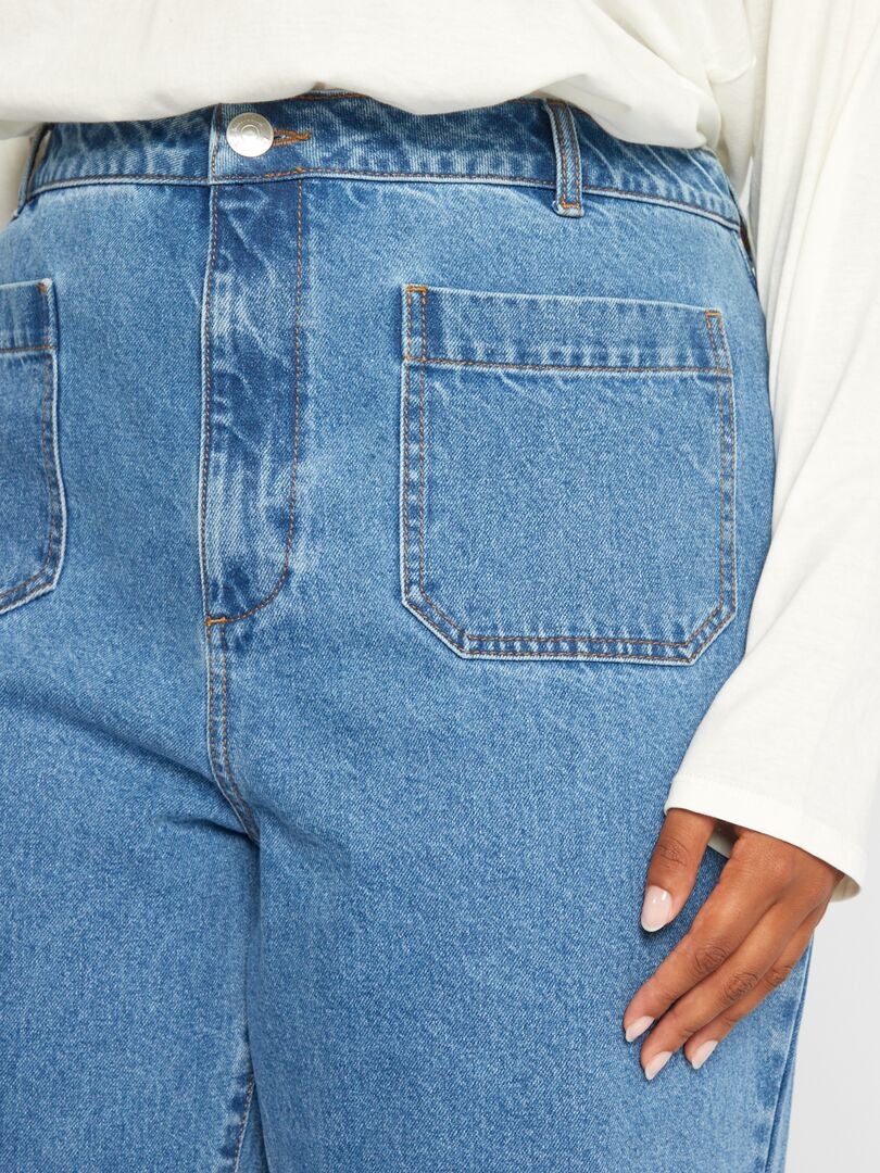Calça jeans flare de cintura alta - Azul jeans claro