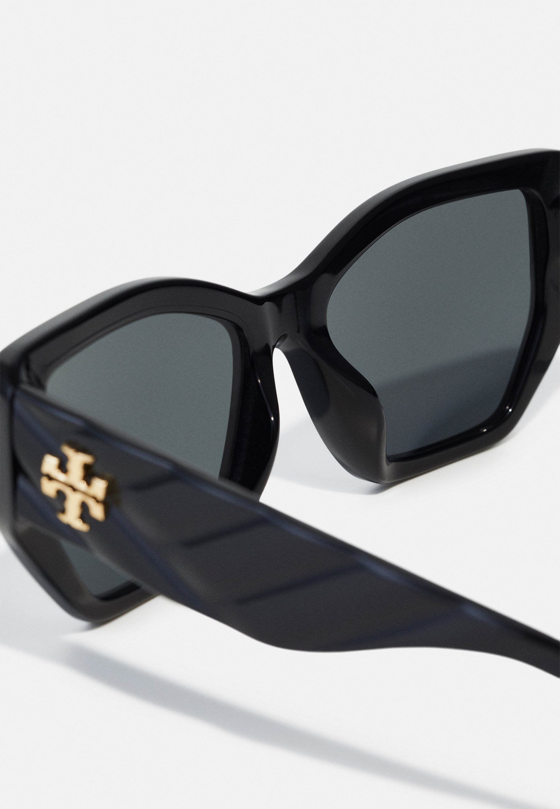 Tory Burch zonnebril - zwart