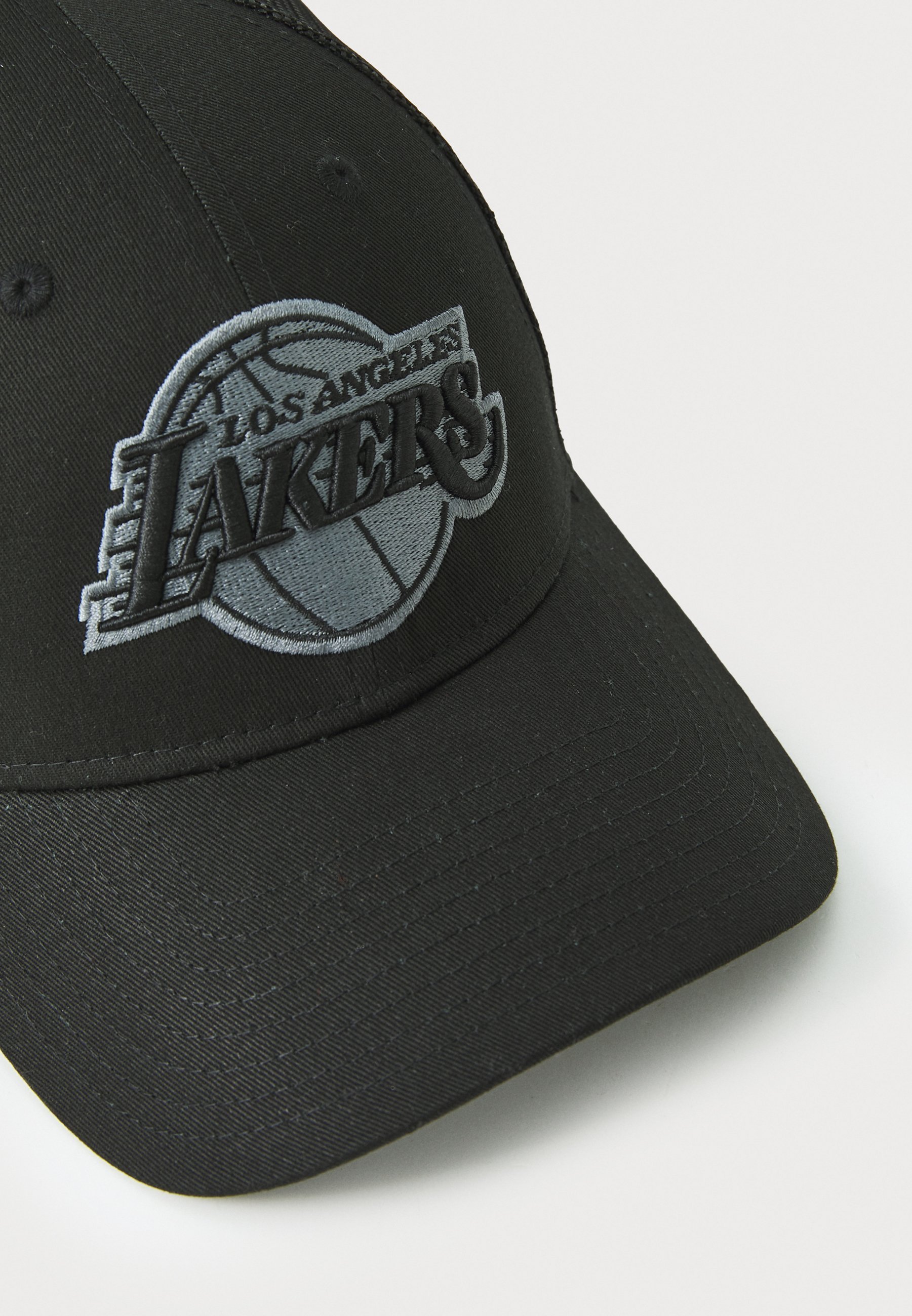 New Era-capser