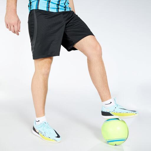 Nike Strike