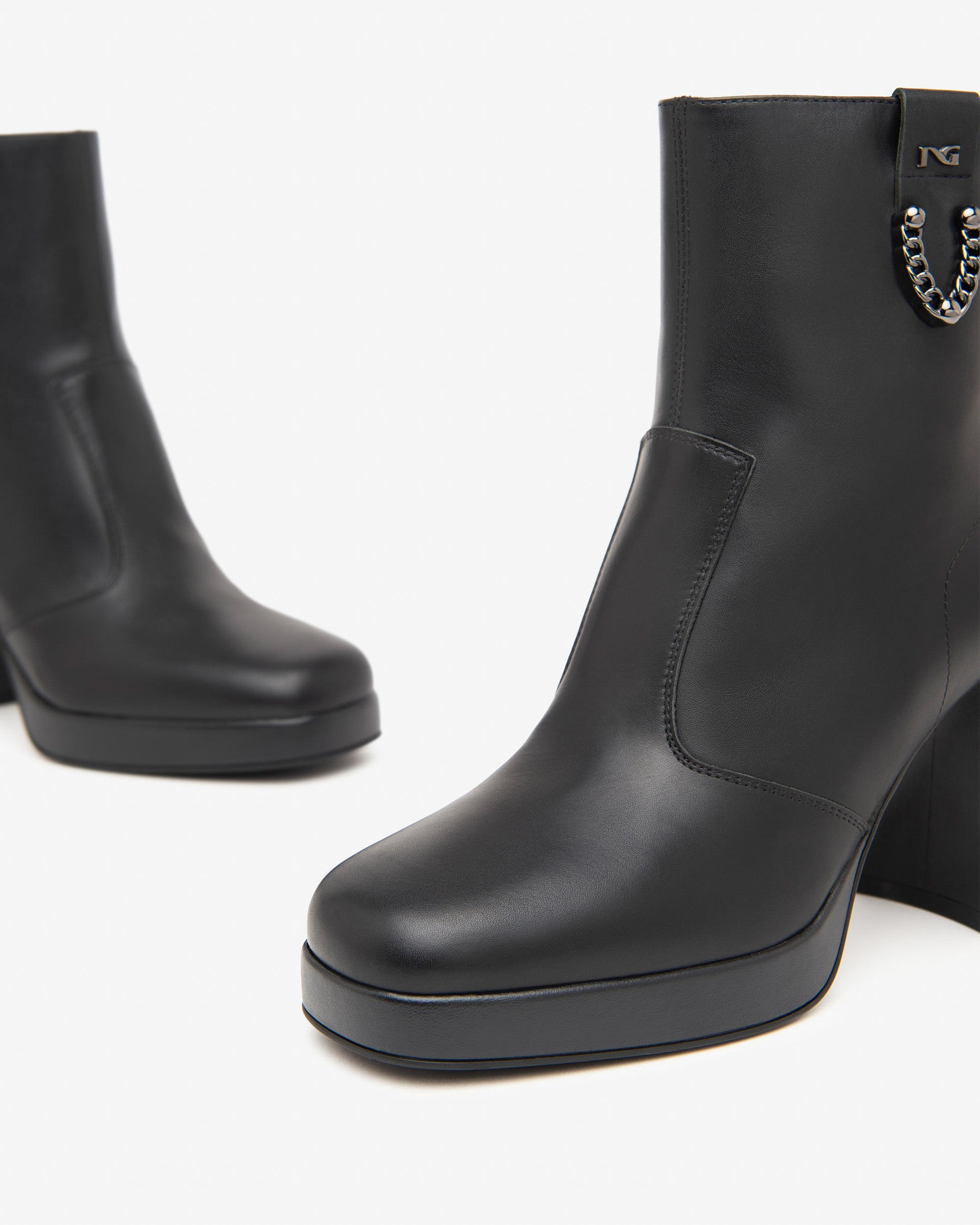  Bottines en cuir pour femmes