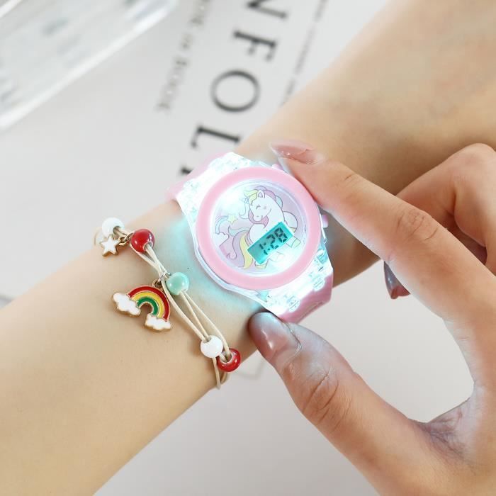 Conjunto de reloj SHARPHY para niñas + pulsera arcoíris – Unicornio digital con luz LED y correa de silicona rosa.